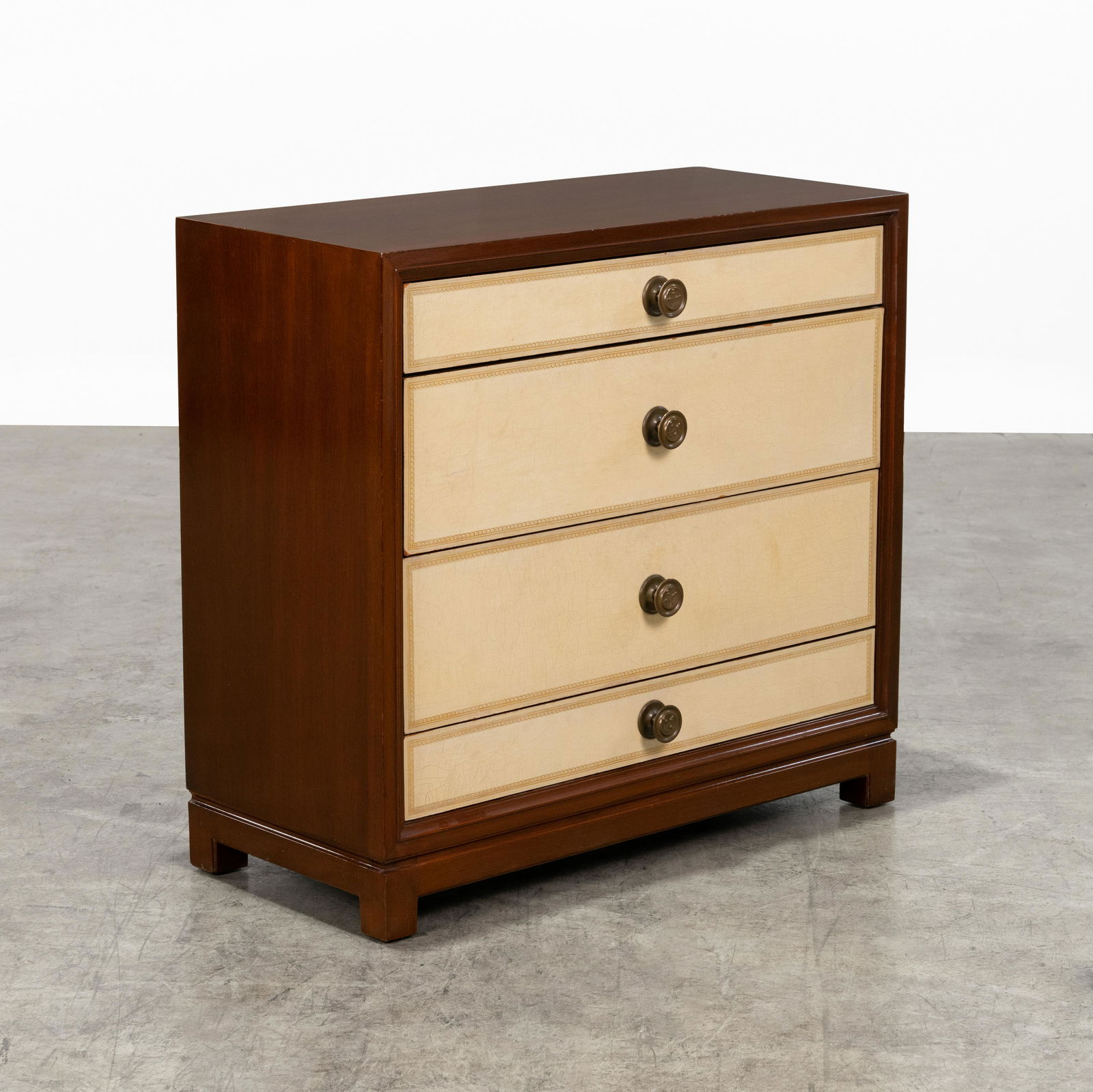 Tommi Parzinger - Chest (1 of 16)