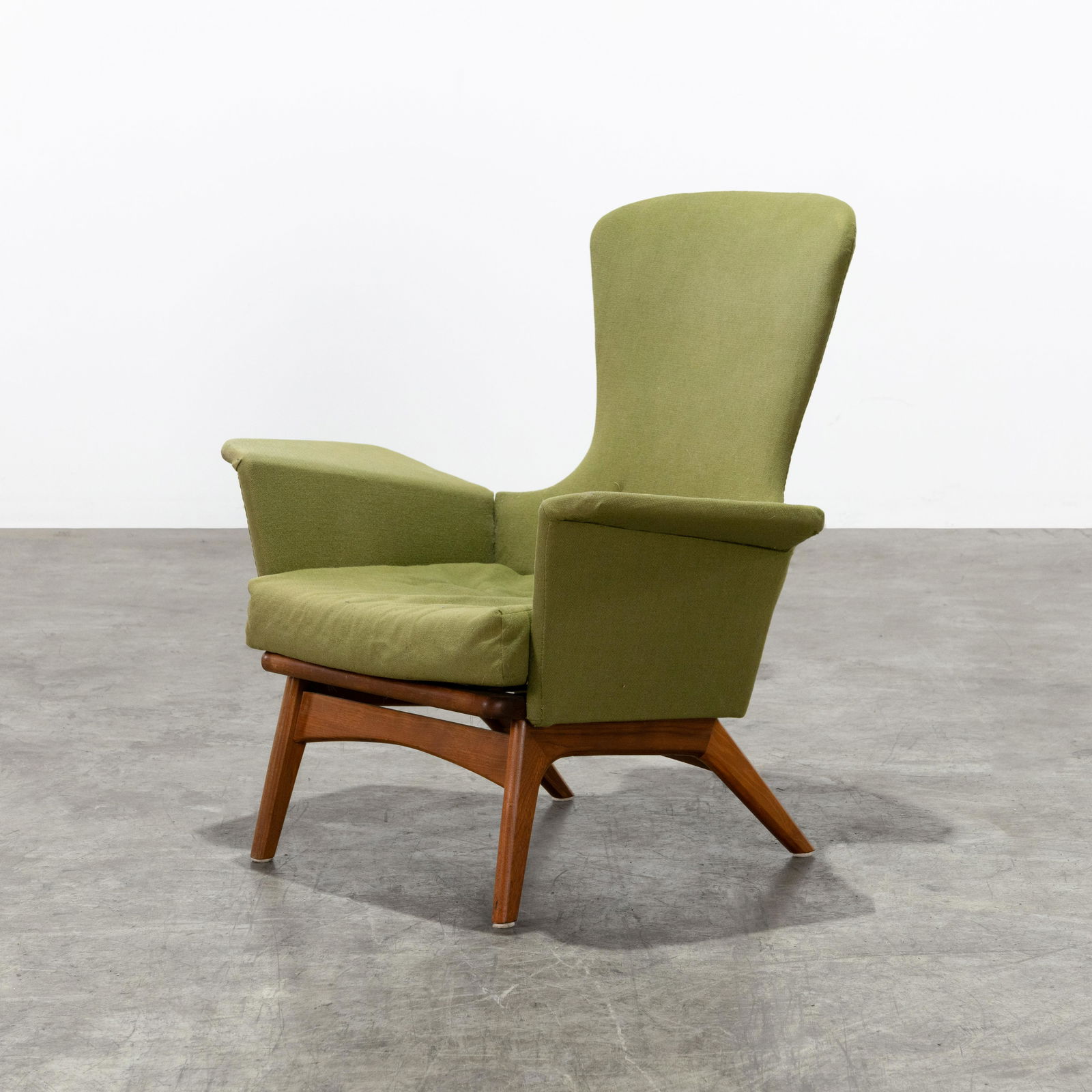 Adrian Pearsall - Lounge Chair (1 of 6)