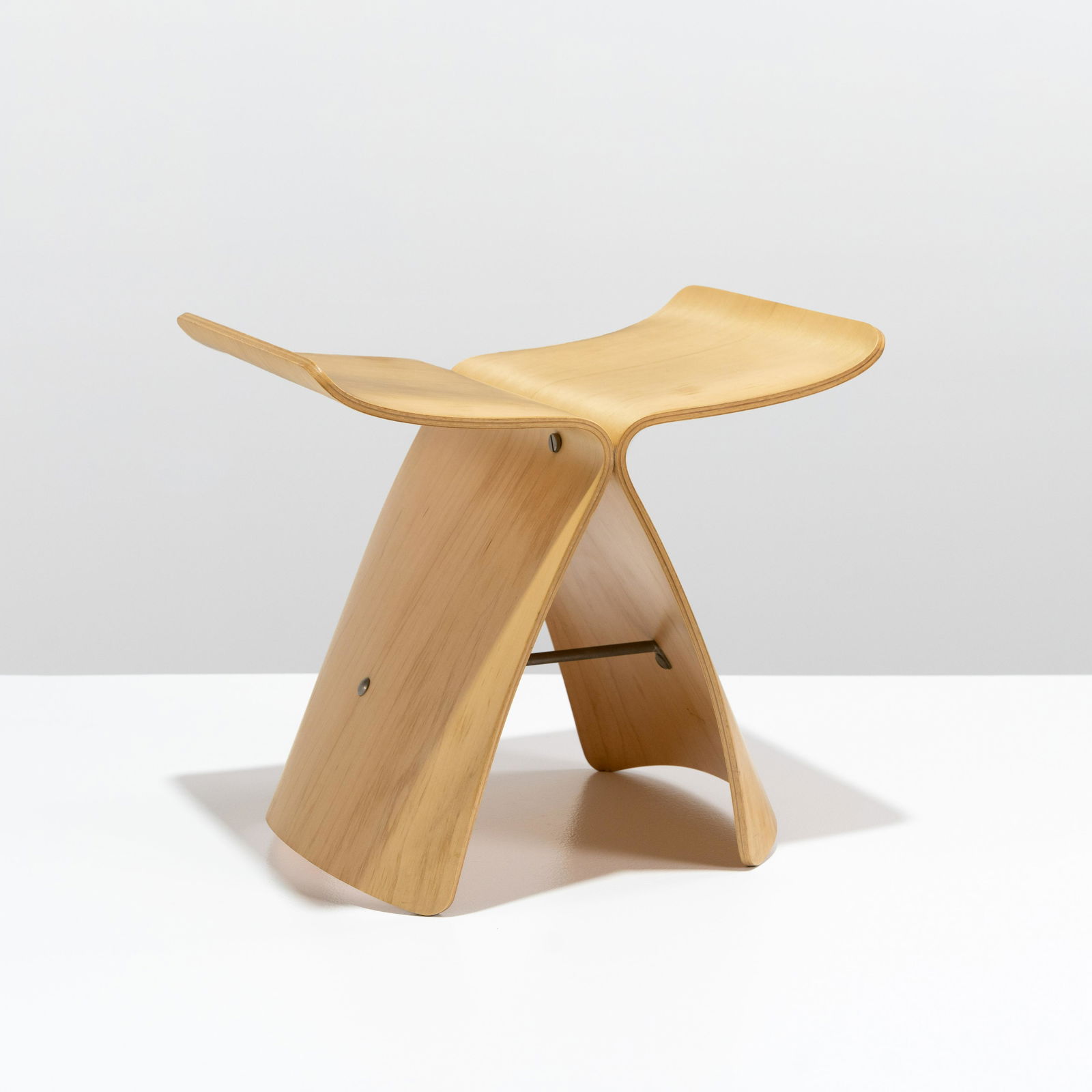 Sori Yanagi - Butterfly Stool (1 of 10)