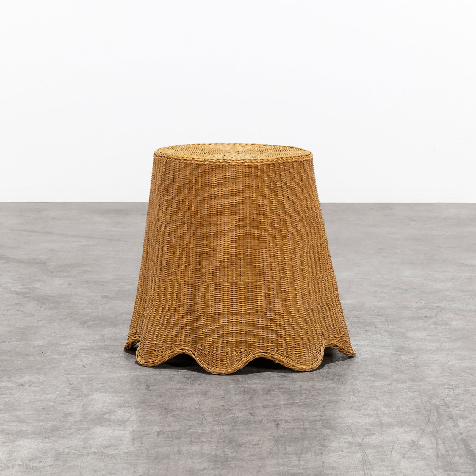 Trompe L'oeil Wicker Table (1 of 6)
