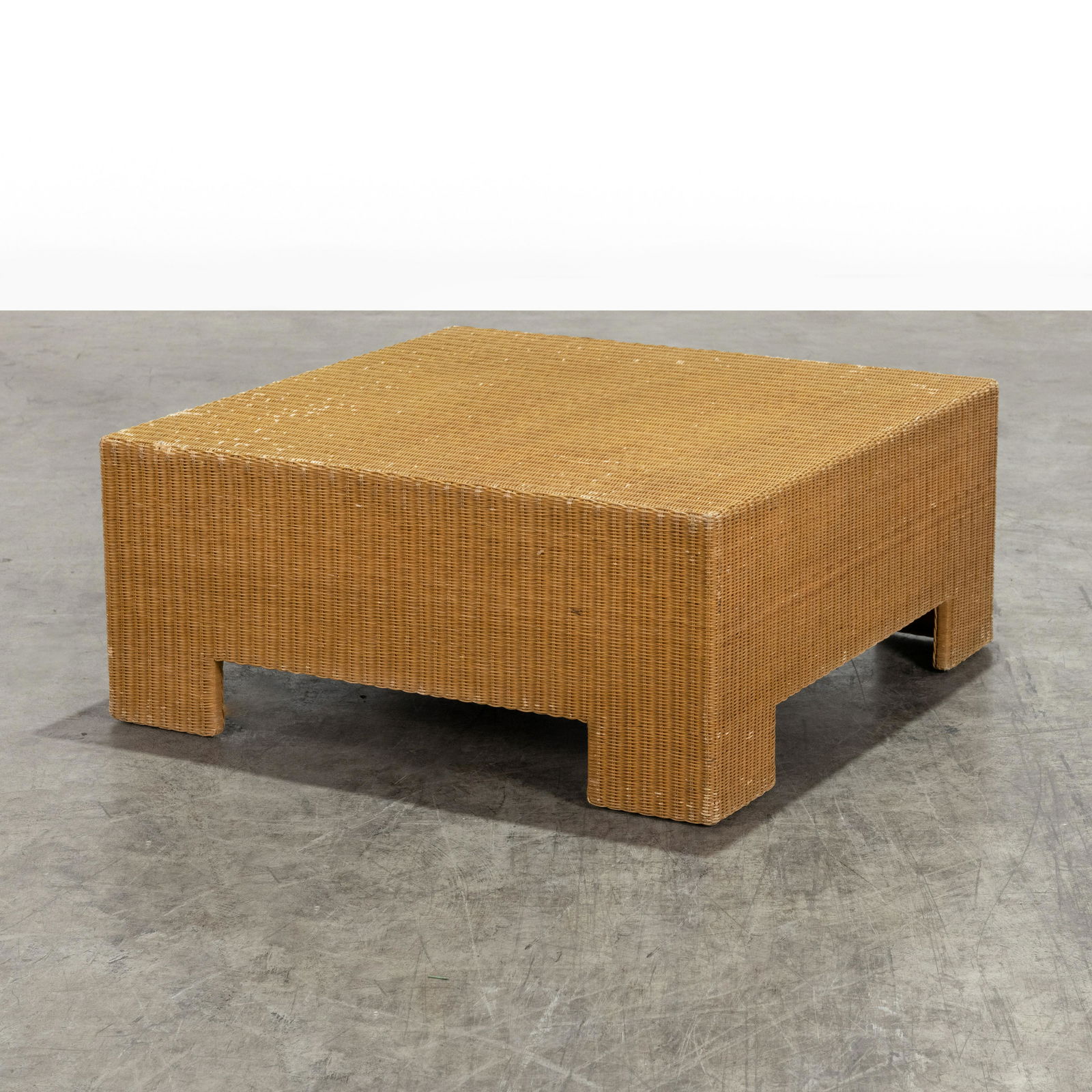 Wicker Coffee Table (1 of 5)