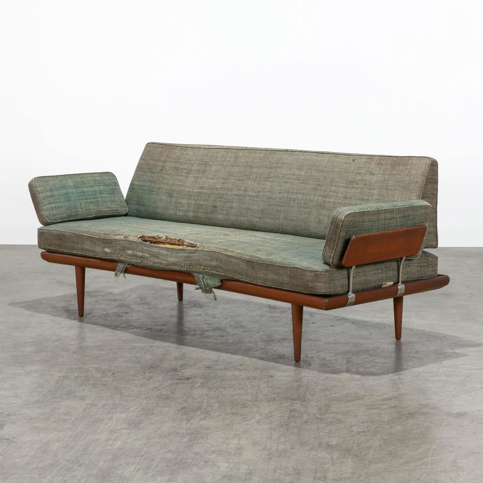 Peter Hvidt & Orla Molgaard Nielsen - Daybed (1 of 13)