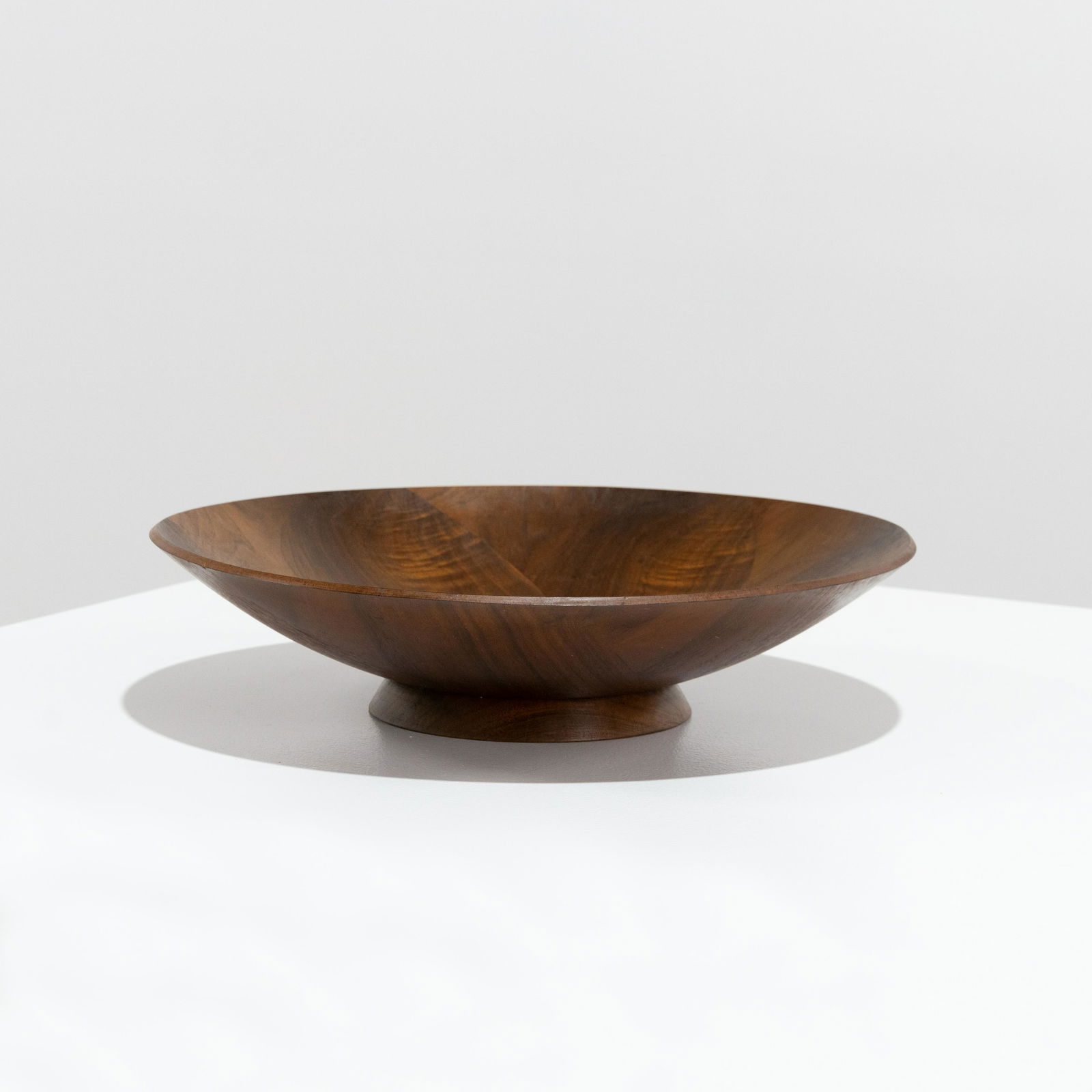 Gladmark Walnut Bowl (1 of 5)