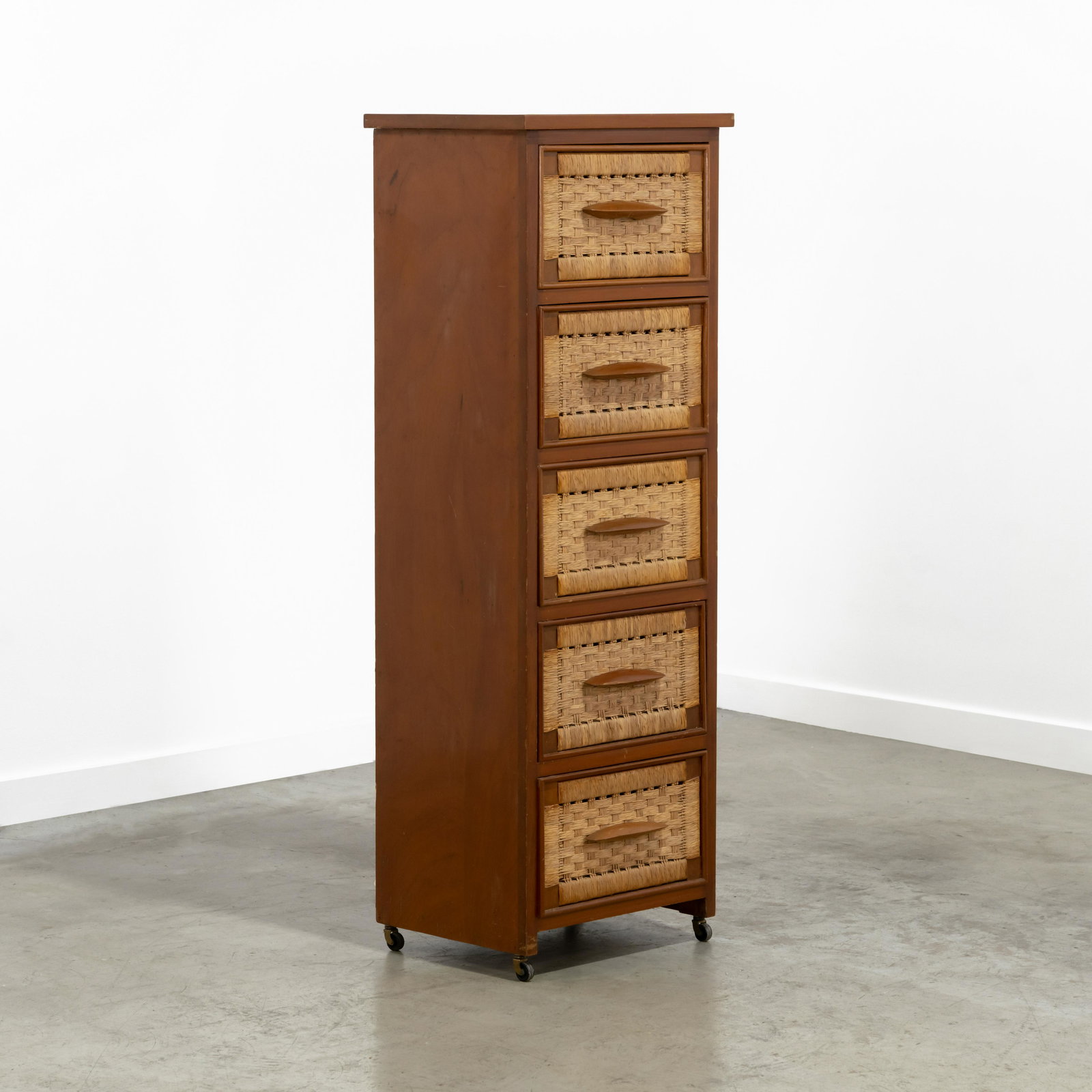 Edmond Spence (After) - Lingerie Chest (1 of 7)