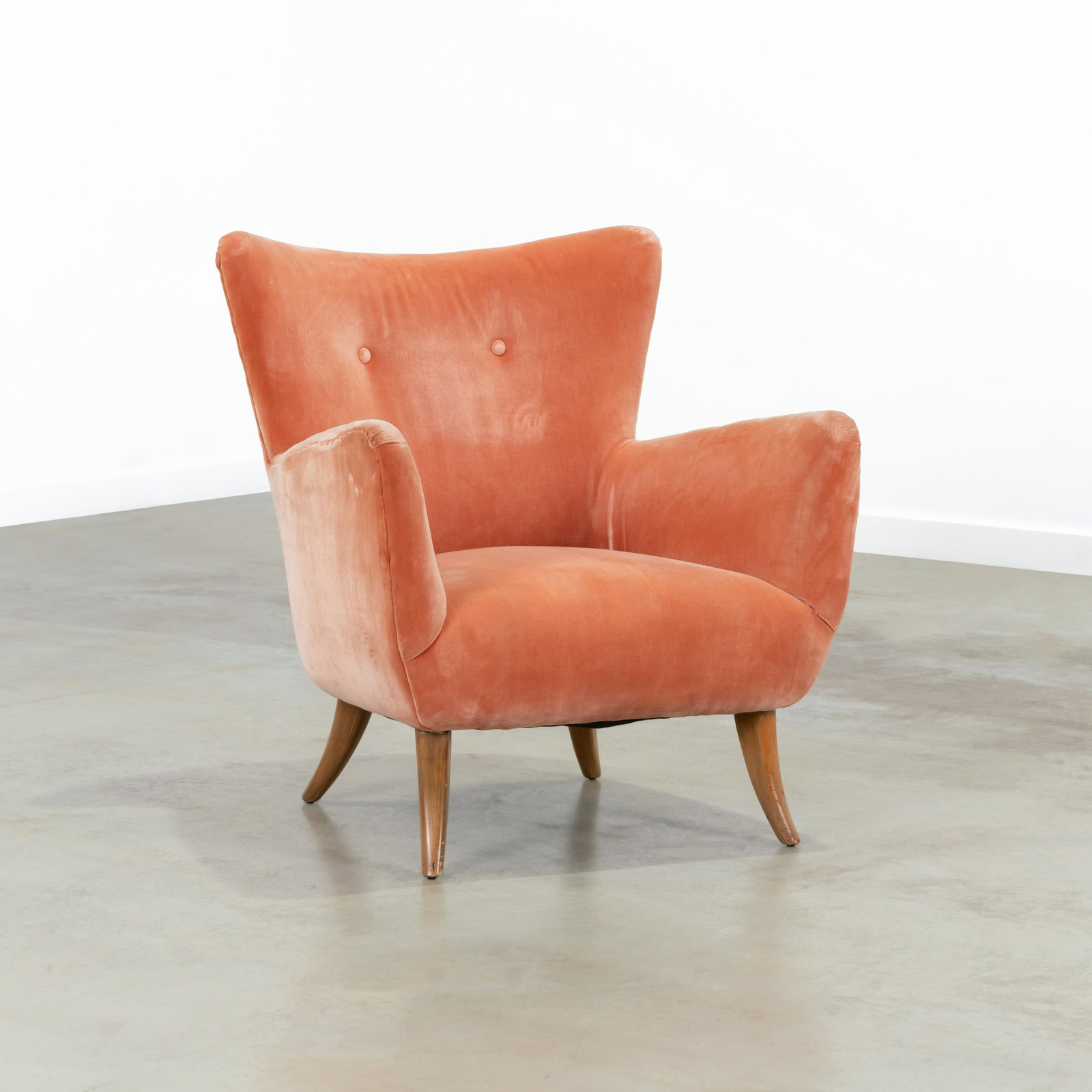 Ernst Schwardon - Club Chair: Am vintage club chair by Ernst Schwadron with splayed legs. 32 x 28.5 x 27 . Measurements are in inches. (Height x Width x Depth)