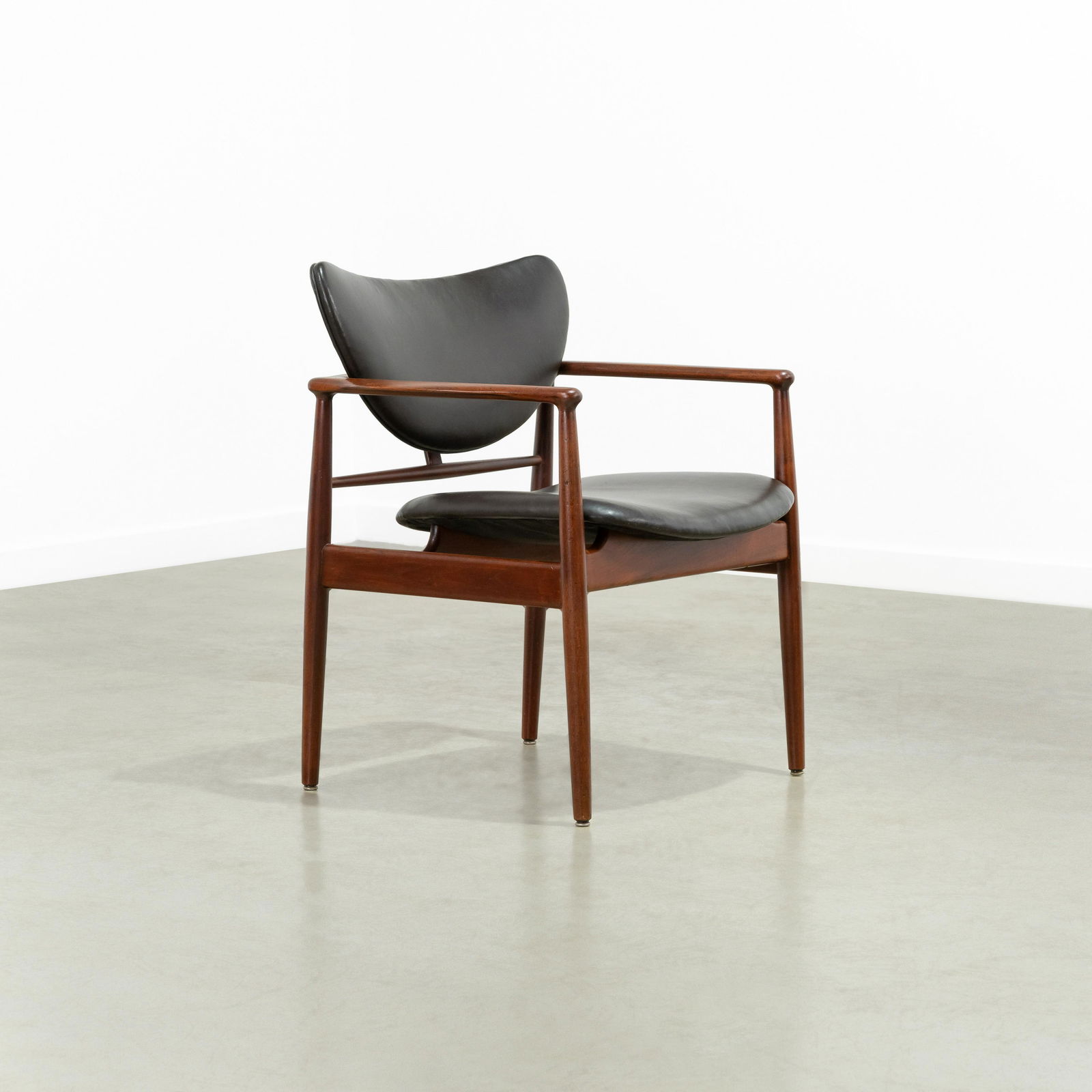 Finn Juhl - NV48 Armchair (1 of 10)