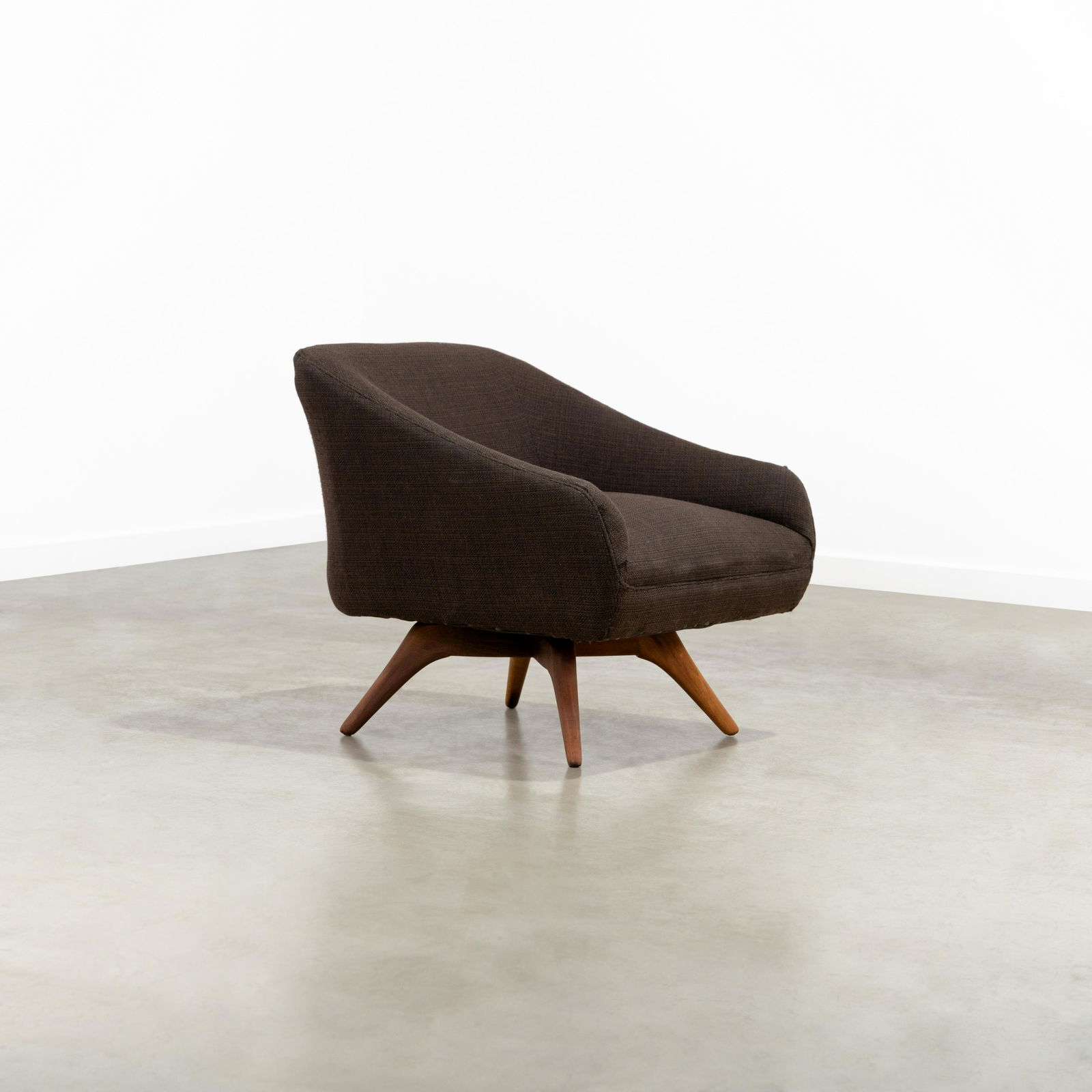 Vladimir Kagan - Wide Angle Lounge Chair (1 of 8)