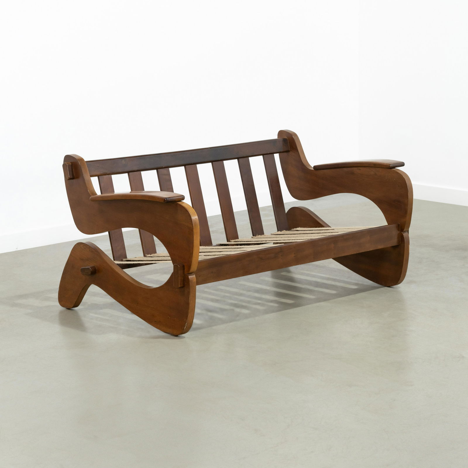 Grafton Everest - Loveseat (1 of 6)