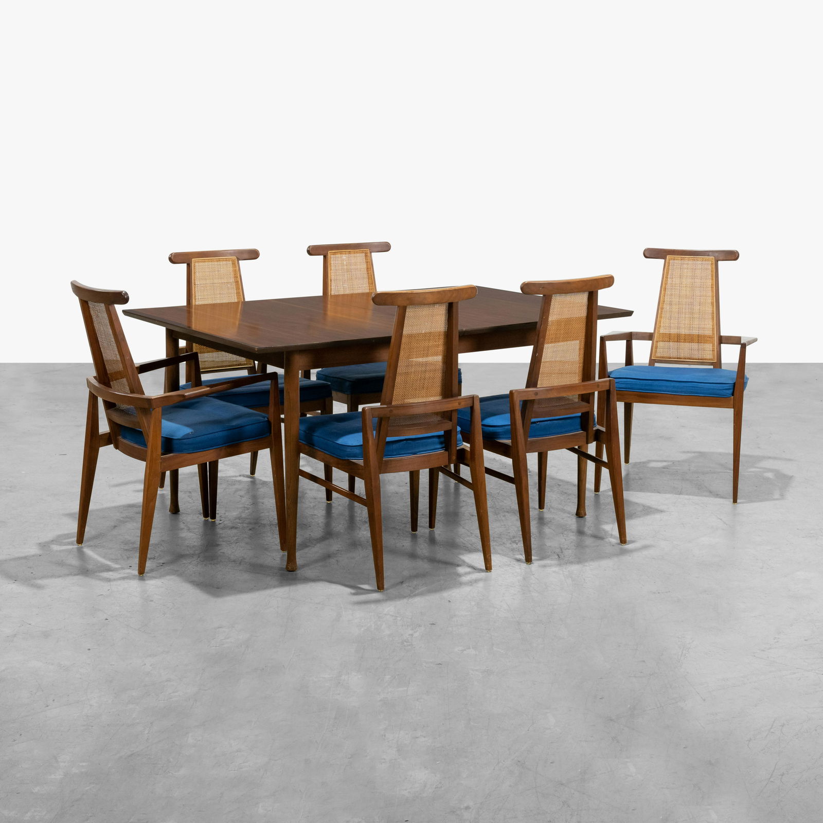 Foster McDavid - Dining Set (1 of 9)
