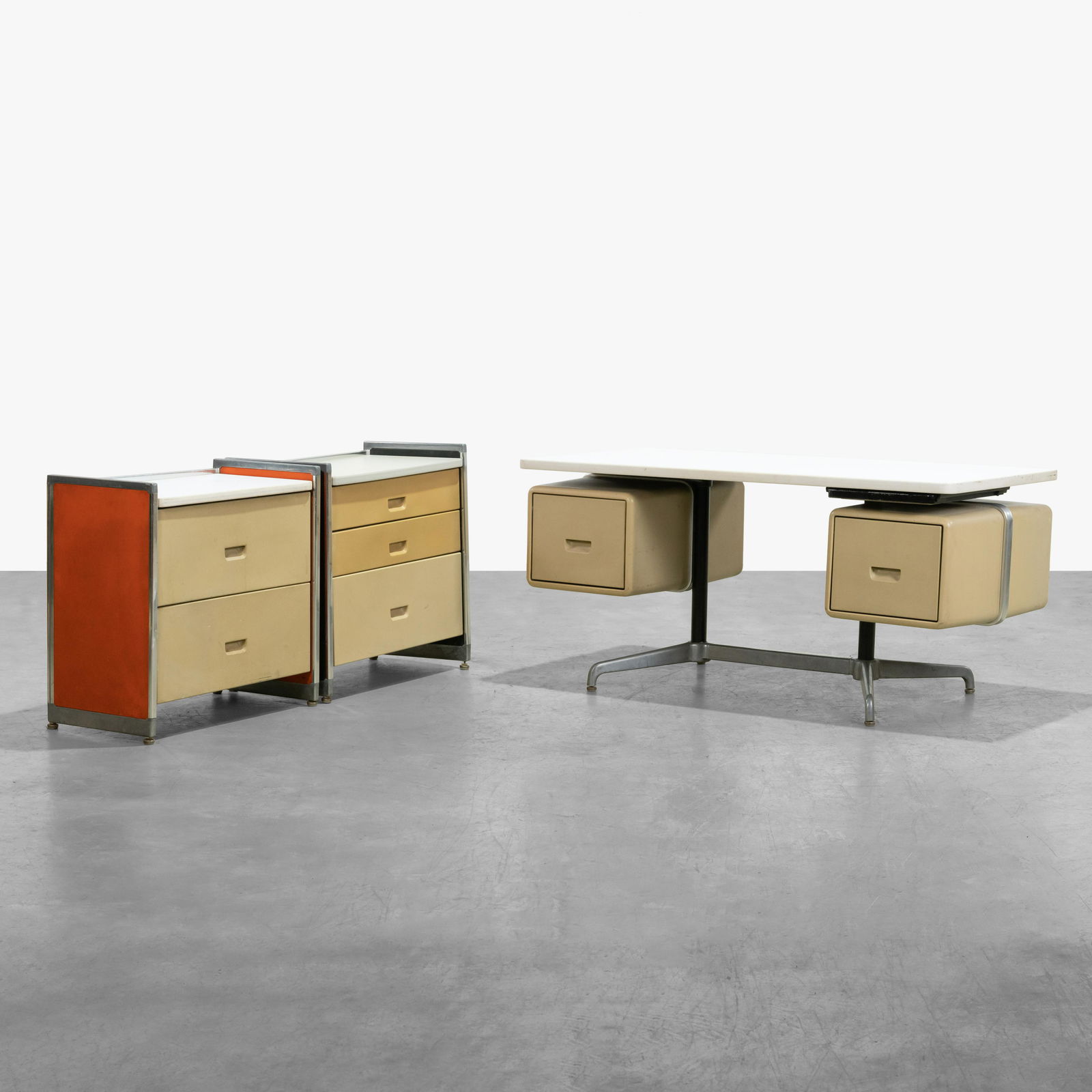 Vintage Executive Office Suite (1 of 9)