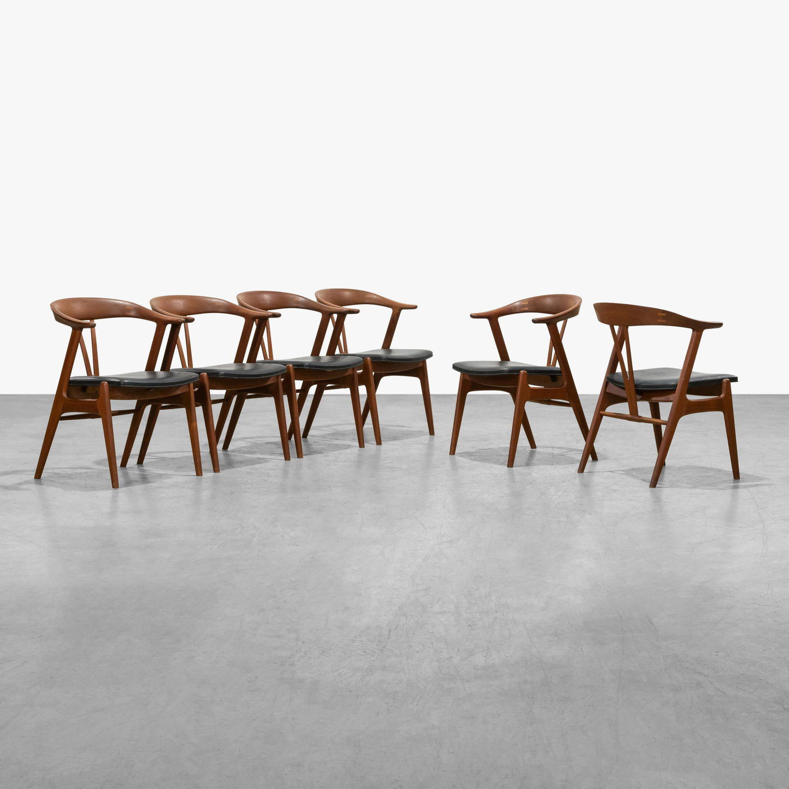 Torbjorn Afdal - Form Dining Chairs (1 of 15)