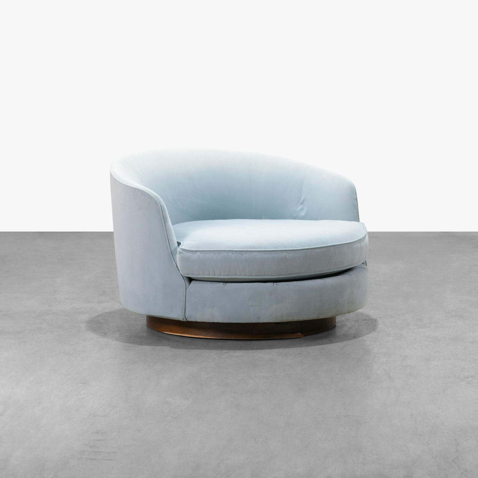 Milo Baughman - Oversized Swivel Chair (1 of 7)