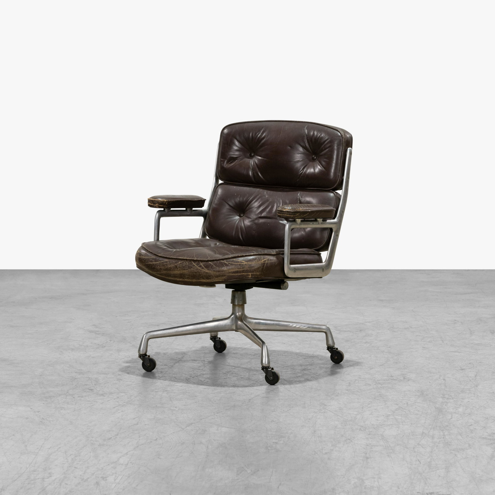 Charles & Ray Eames - Time Life Chair (1 of 12)