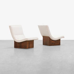 Milo Baughman - Rosewood Scoop Chairs: A pair vintage scoop chairs on rosewood pedestal bases by Milo Baughman. 28 x 24 x 26. Measurements are in inches. (Height x Width x Depth)