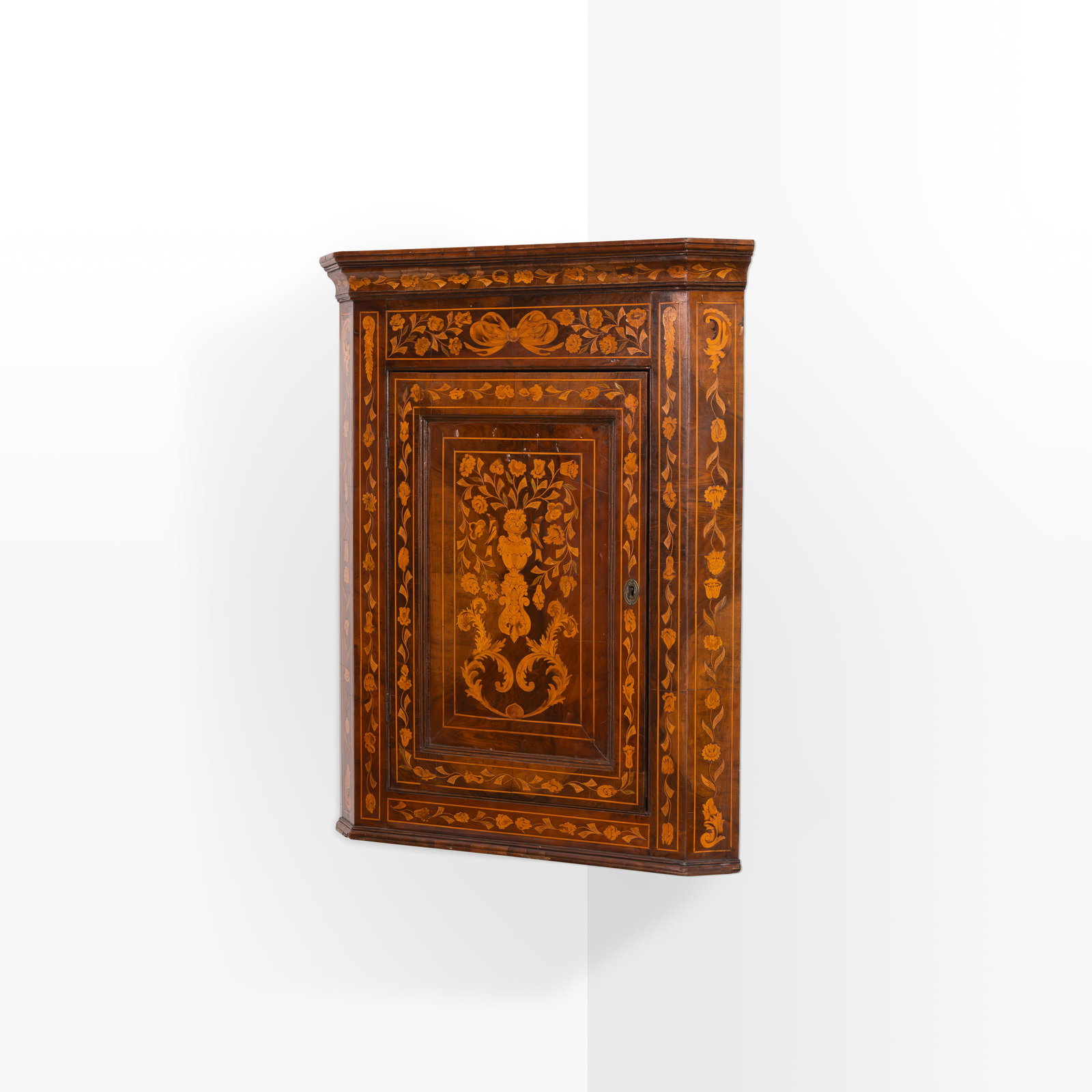 Dutch Hanging Cabinet (1 of 10)