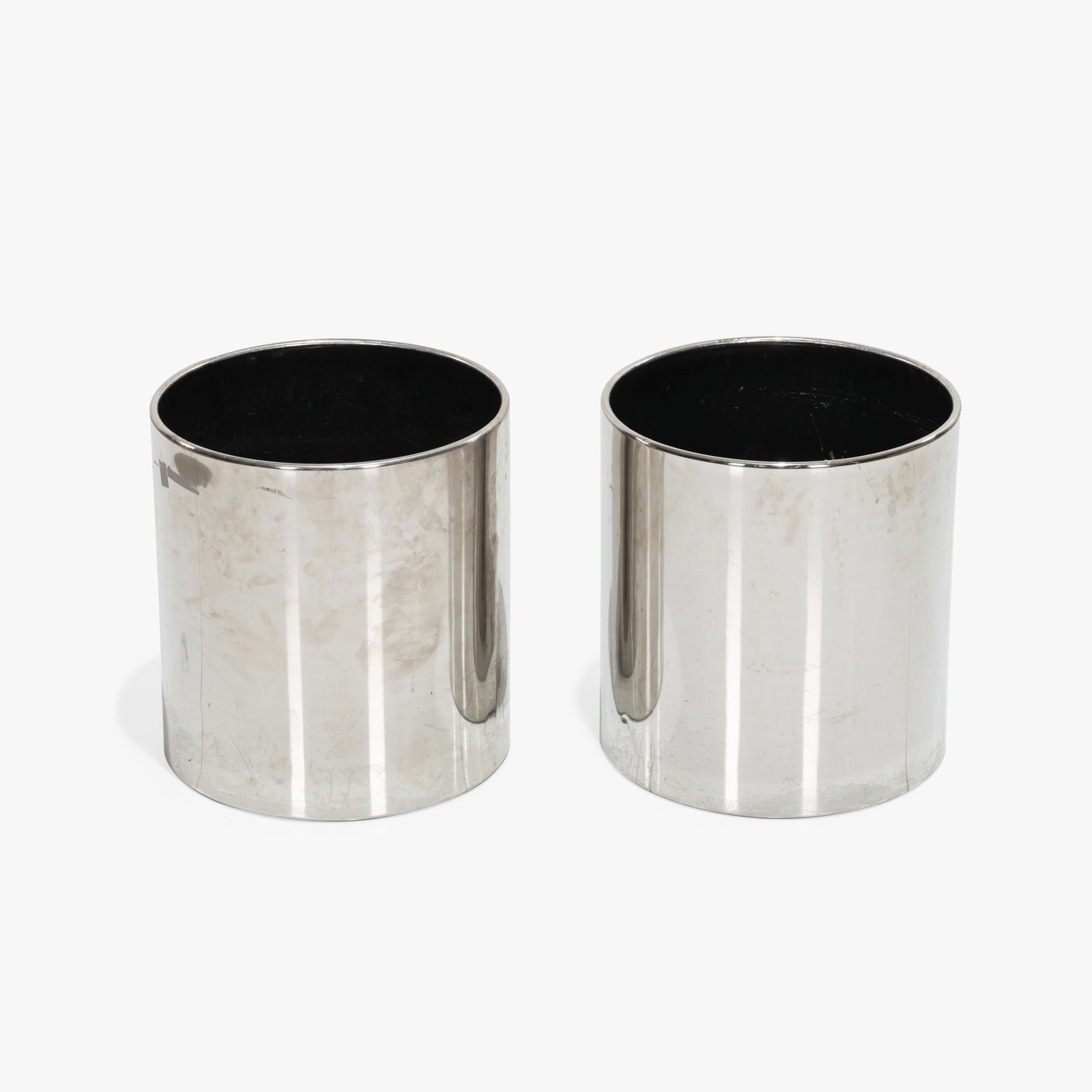 Chrome Architectural Planters (1 of 5)