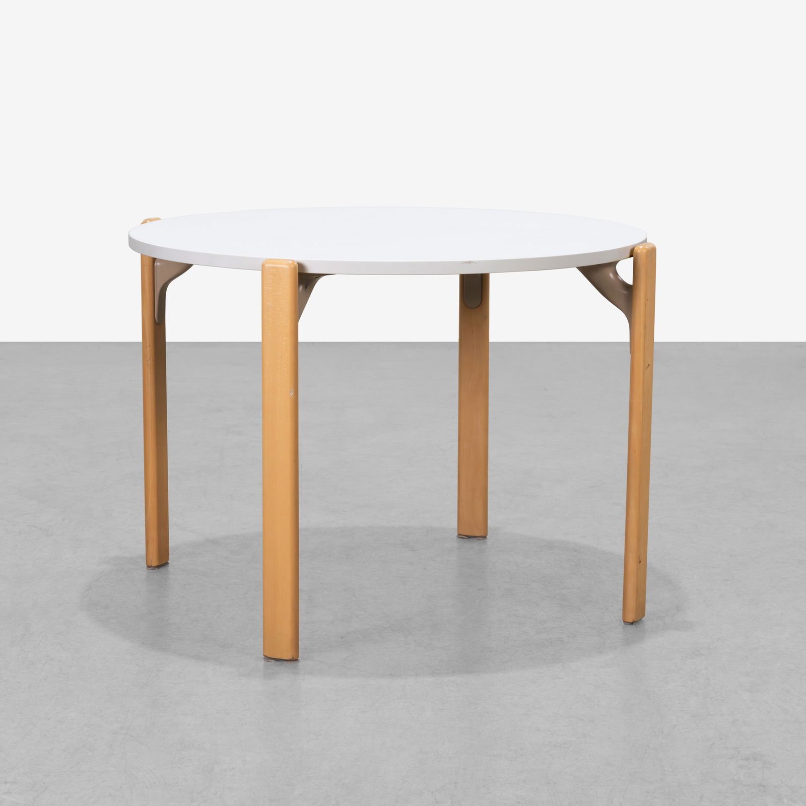 Bruno Rey - Dining Table (1 of 5)