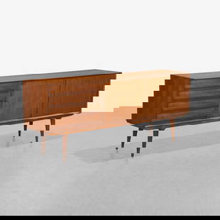 Gunni Omann - Credenza: A vintage teak credenza by Gunni Omann, 'Model 18'.