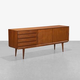 Gunni Omann - Credenza: A vintage teak credenza by Gunni Omann, 'Model 18'.