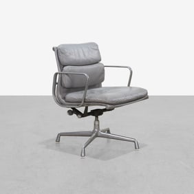 Charles & Ray Eames - Soft Pad Chair