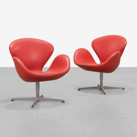 Arne Jacobsen - Swan Chairs