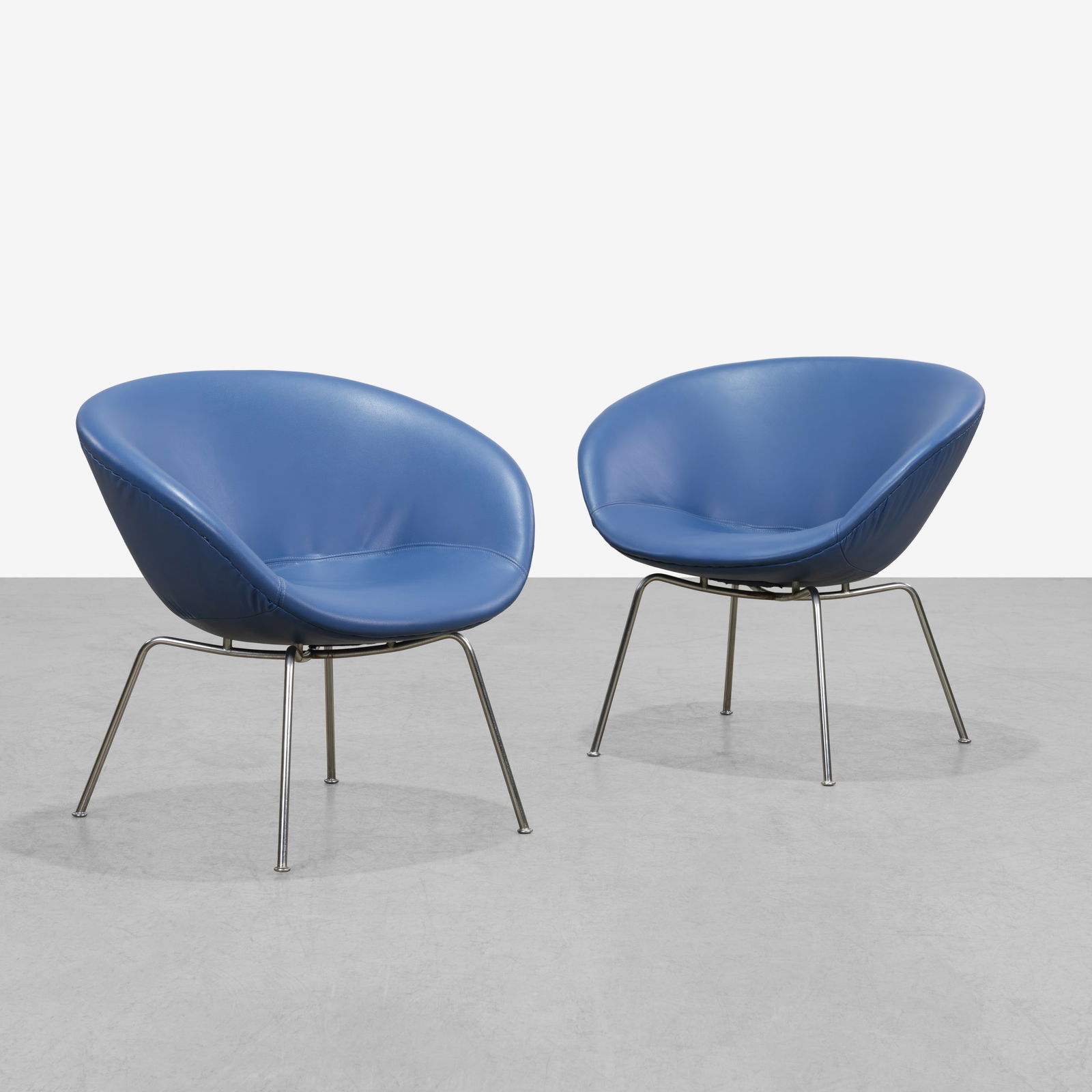 Arne Jacobsen - Pot Chairs (1 of 9)