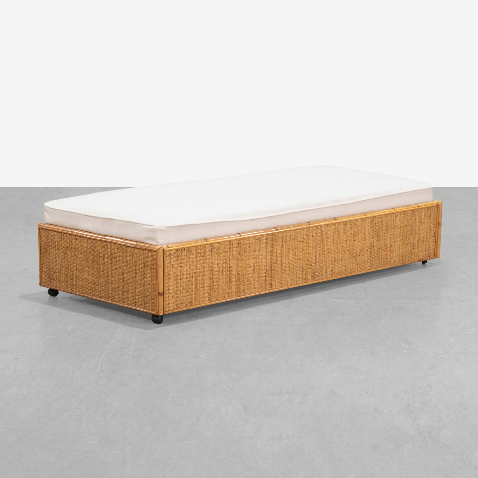 Rattan Daybed (1 of 4)