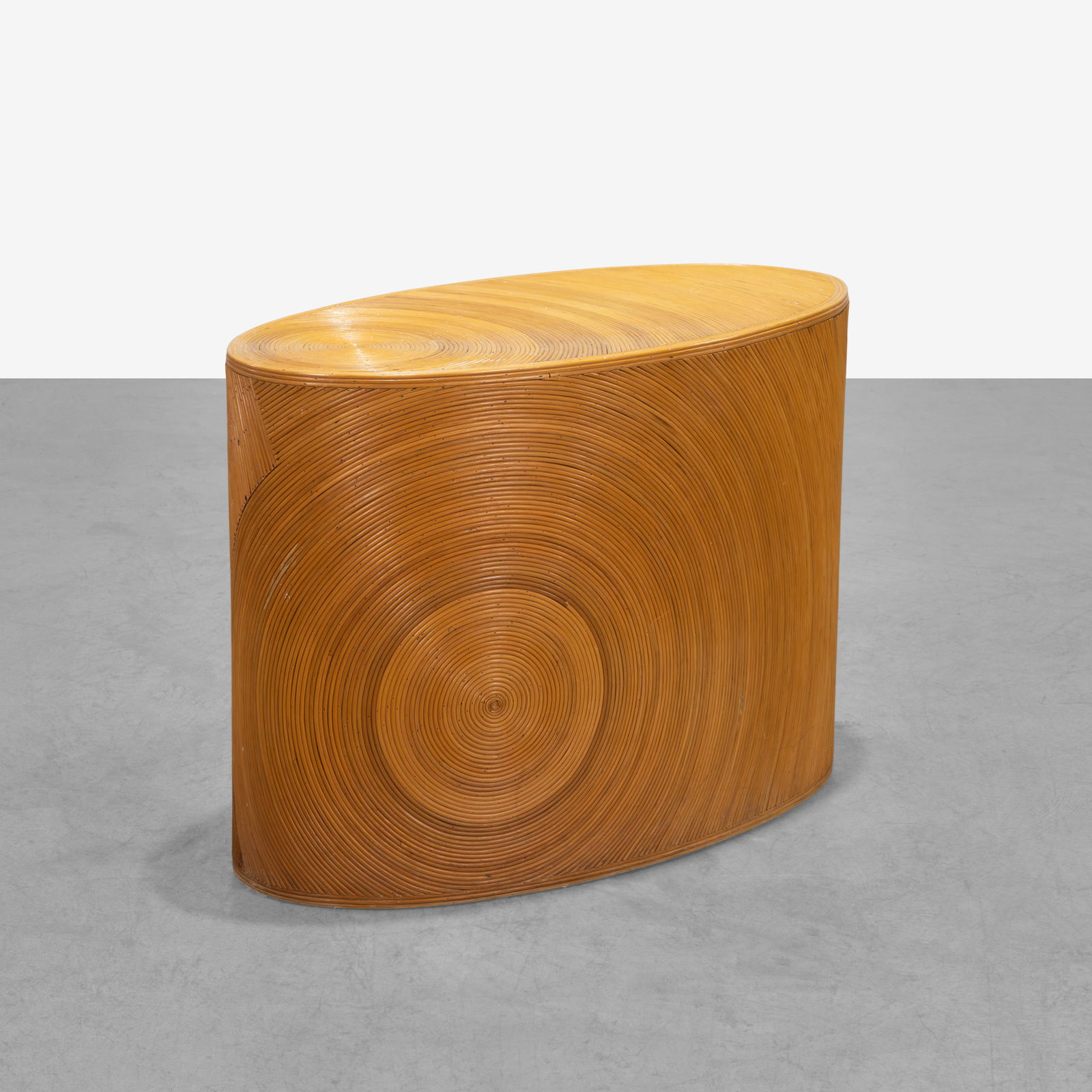 Rattan Table (1 of 5)