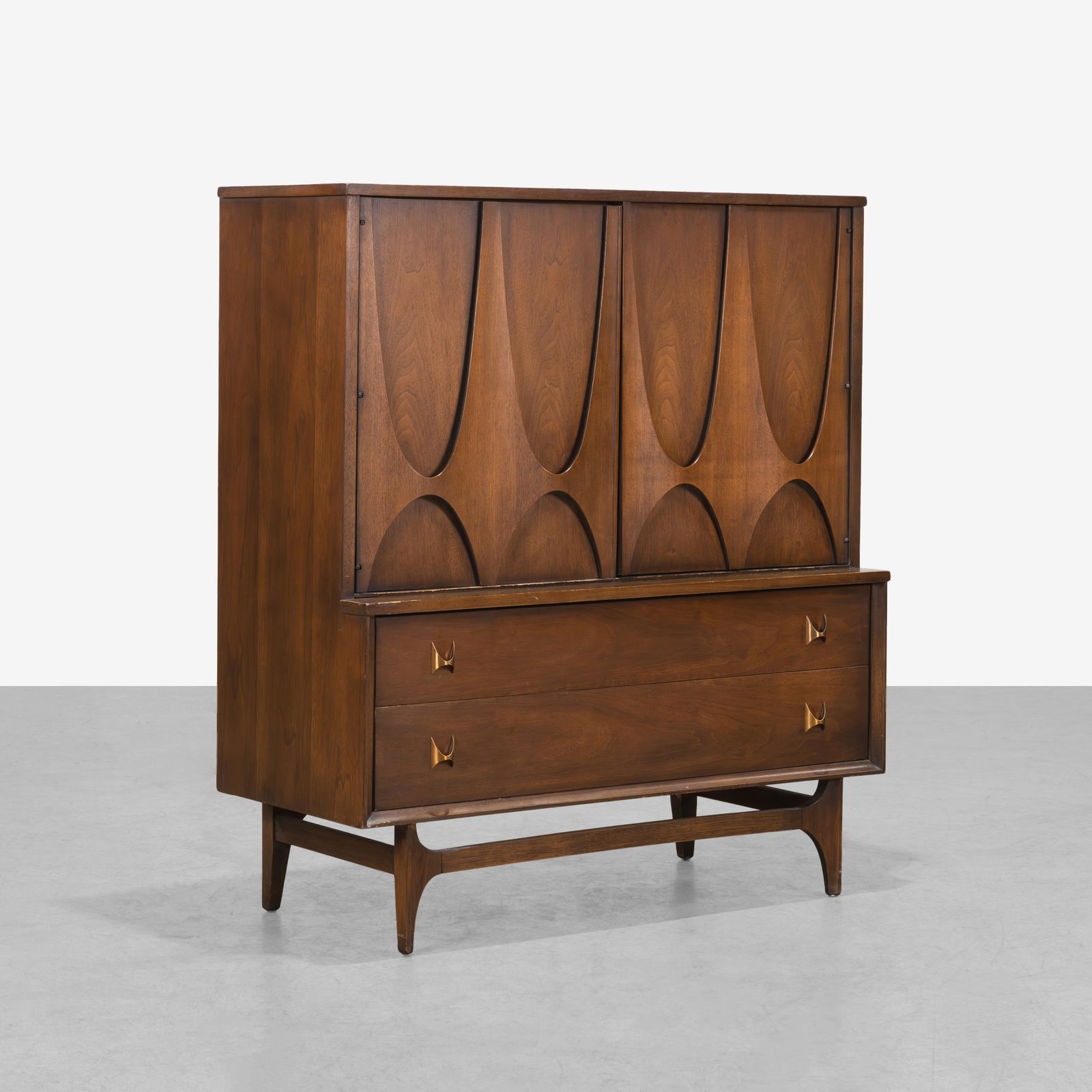 Broyhill - High Chest (1 of 10)