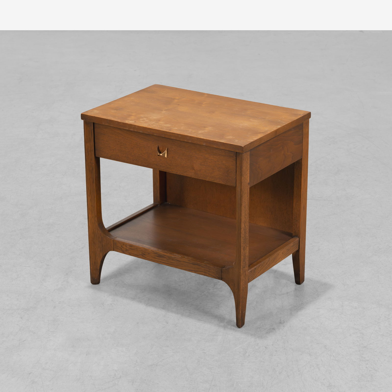 Broyhill - Nightstand (1 of 5)