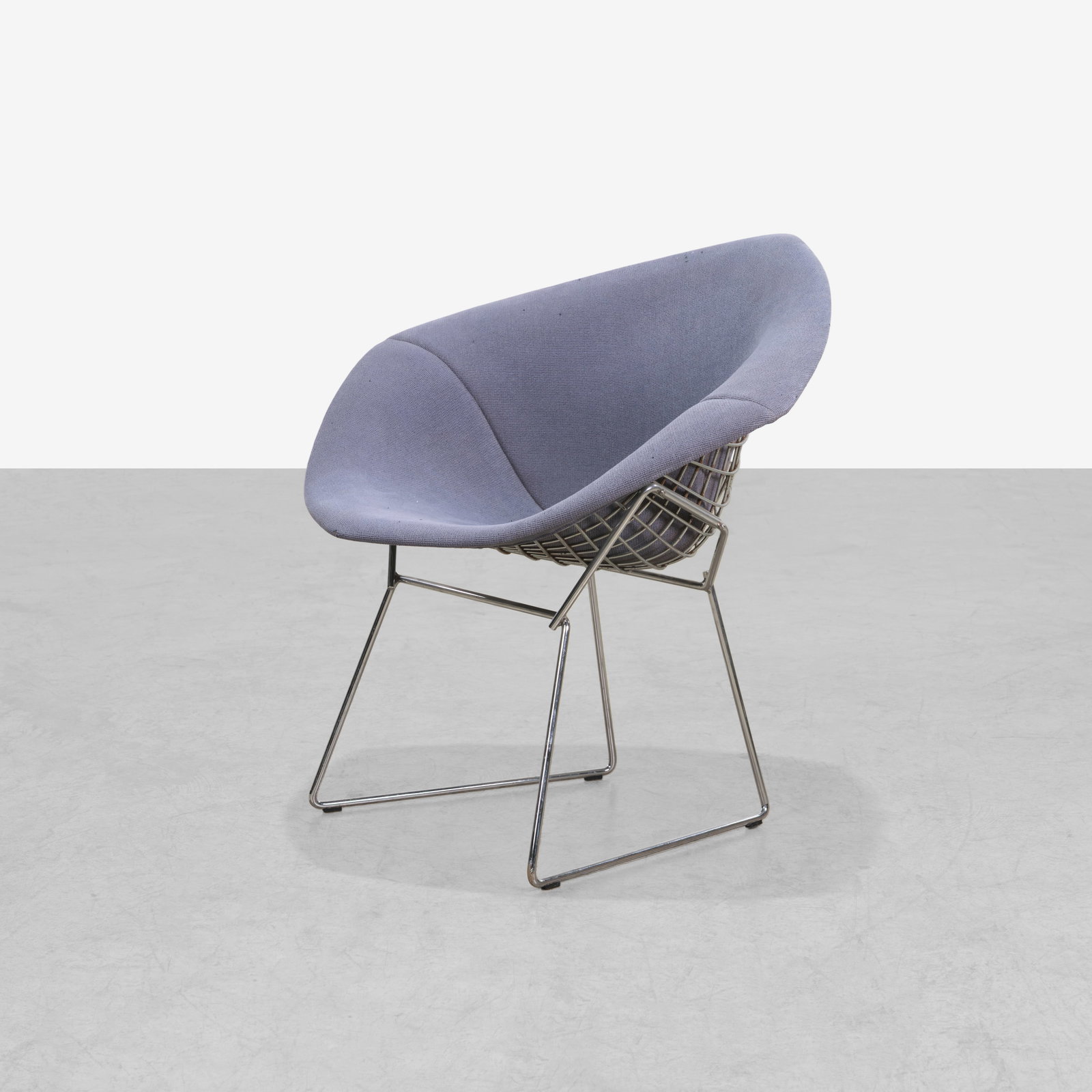 Harry Bertoia - Diamond Chair: A vintage 'Diamond' chair by Harry Bertoia for Knoll. All measurements are in inches. Height x Width x Depth