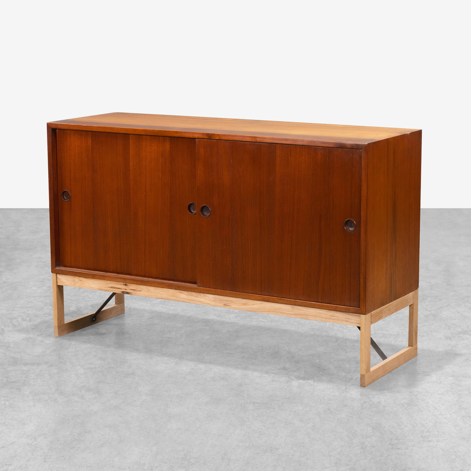 Borge Mogensen - Cabinet (1 of 9)