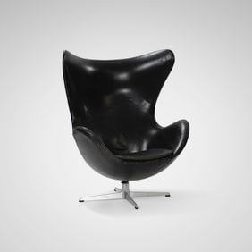 Arne Jacobsen - Egg Chair