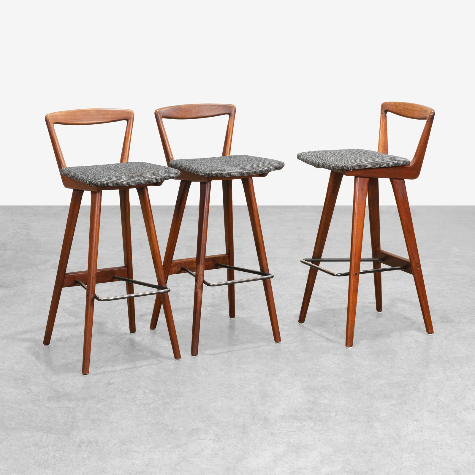 Henry Rosengren Hansen - Stools (1 of 6)