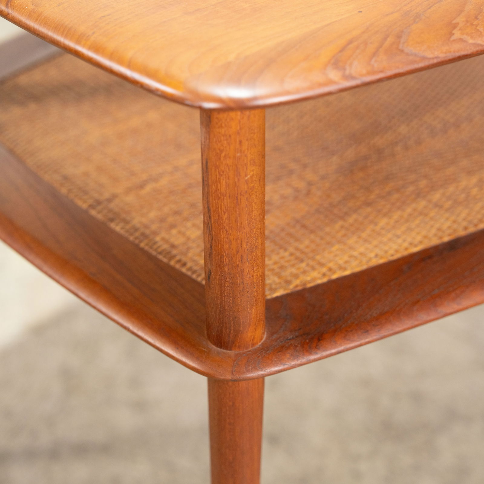 Peter Hvidt - End Tables - 10