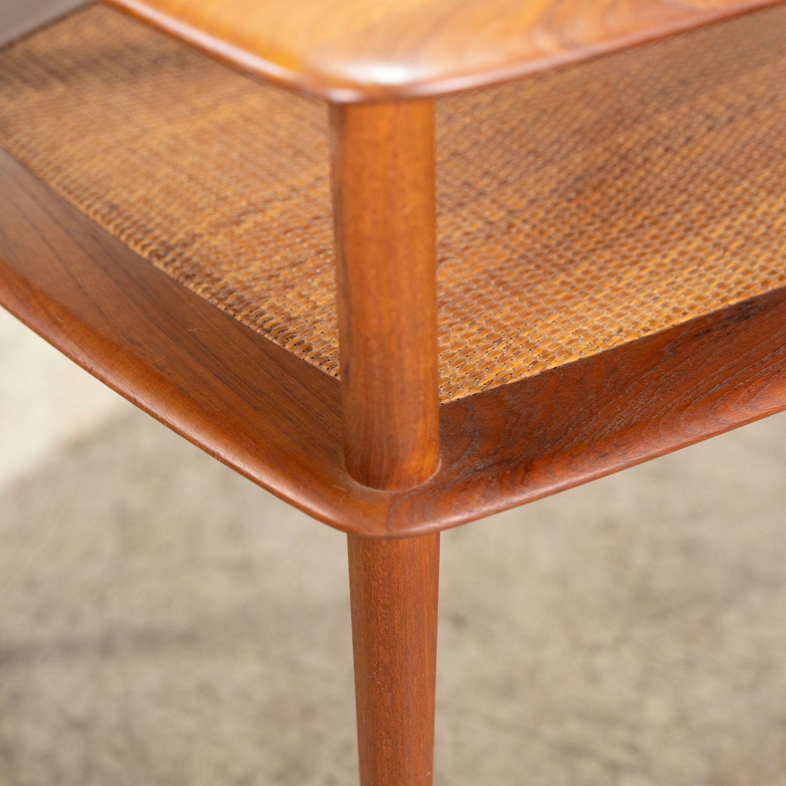 Peter Hvidt - End Tables - 11