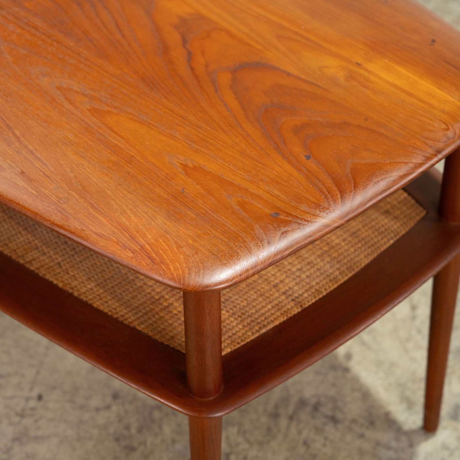 Peter Hvidt - End Tables - 3