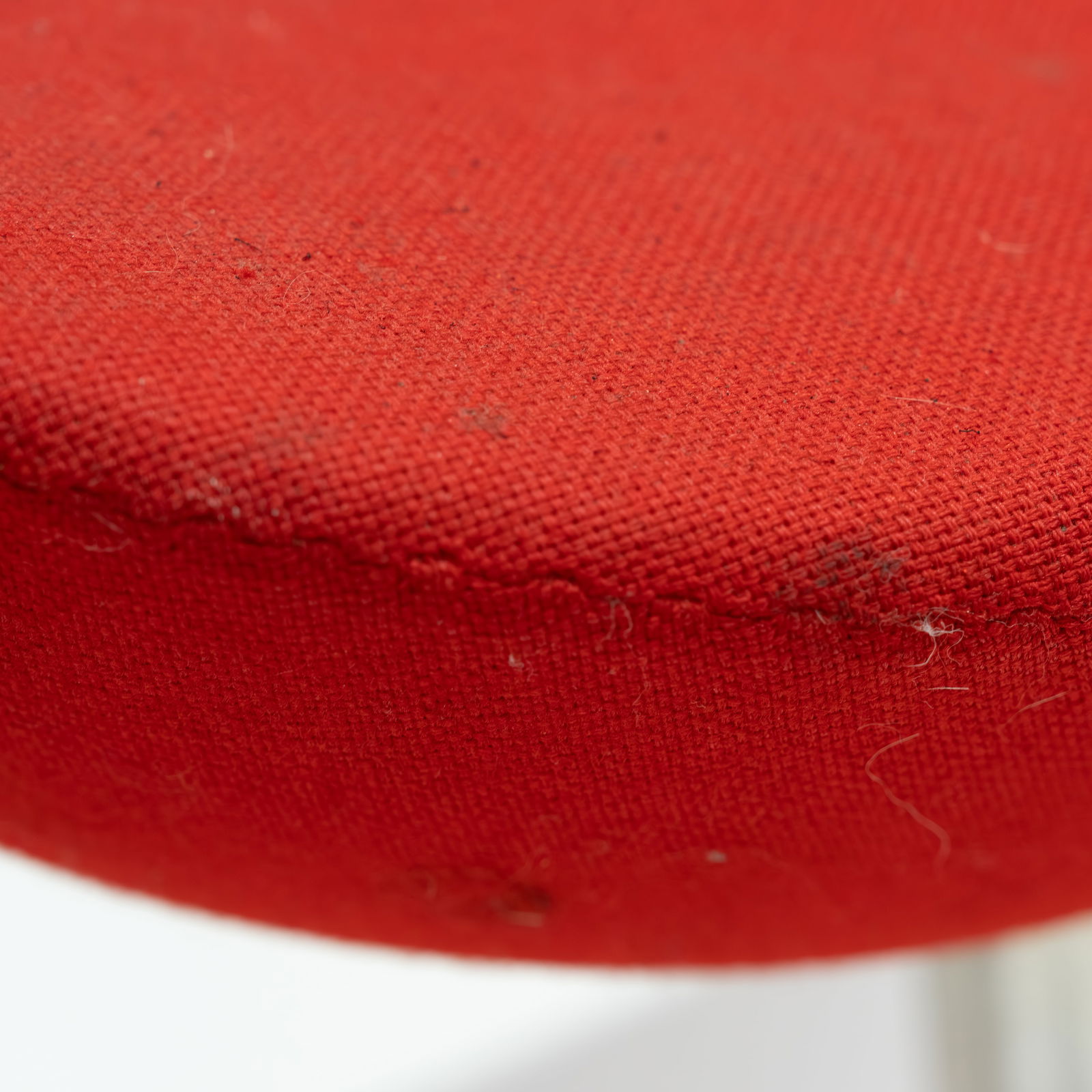 Arne Jacobsen - Stool - 2