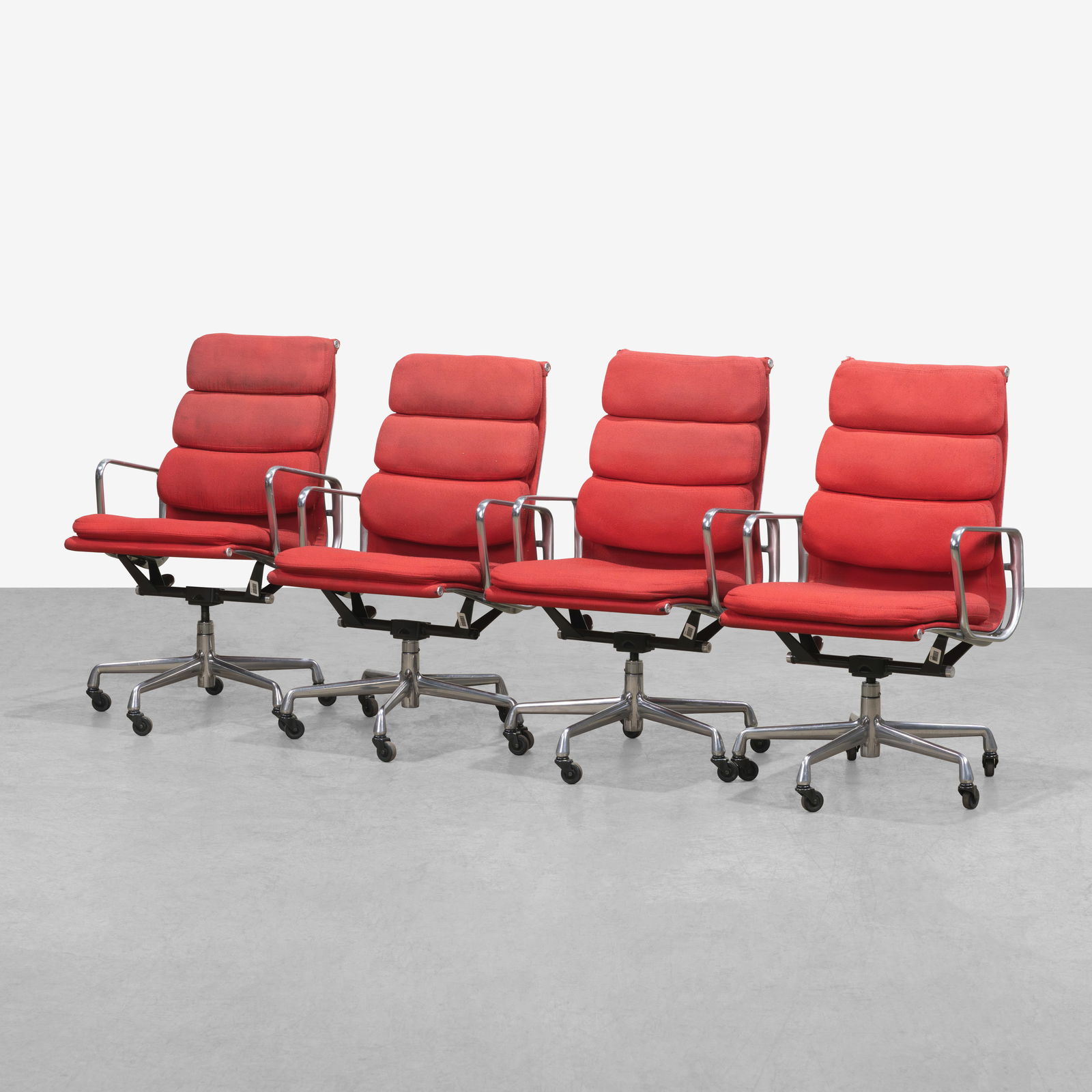 Charles & Ray Eames - Soft Pad Chairs (1 of 7)