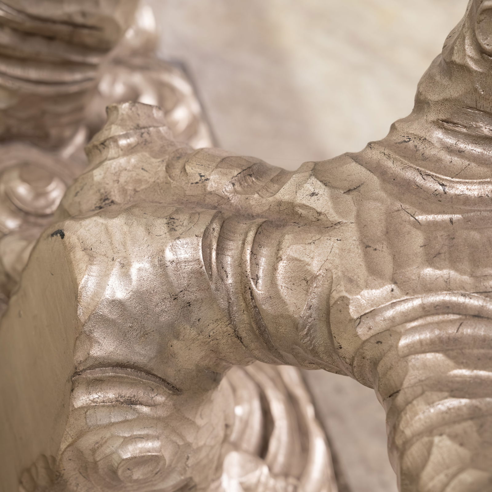 Marge Carson - Console - 5