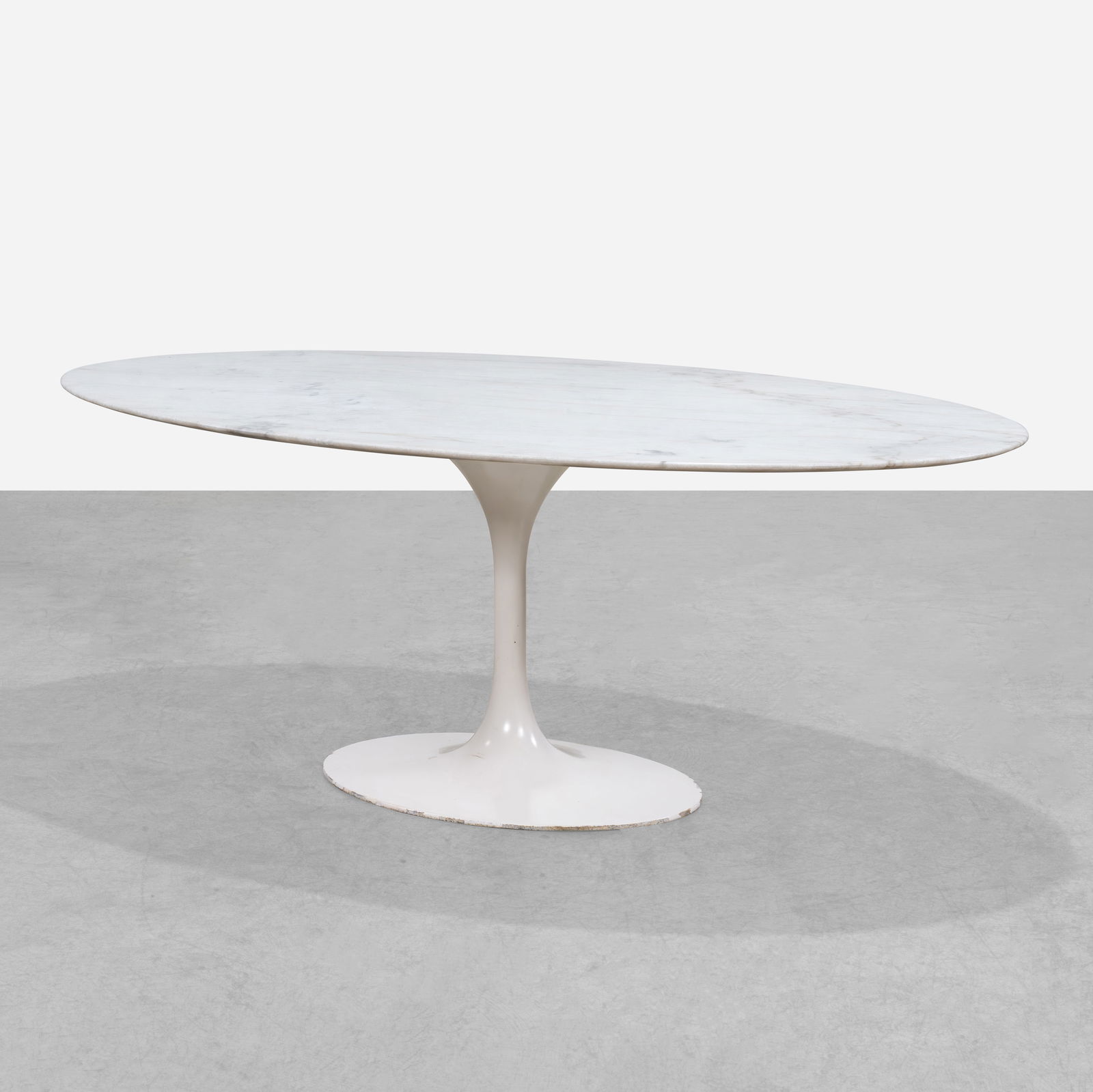 Tulip Dining Table (1 of 10)