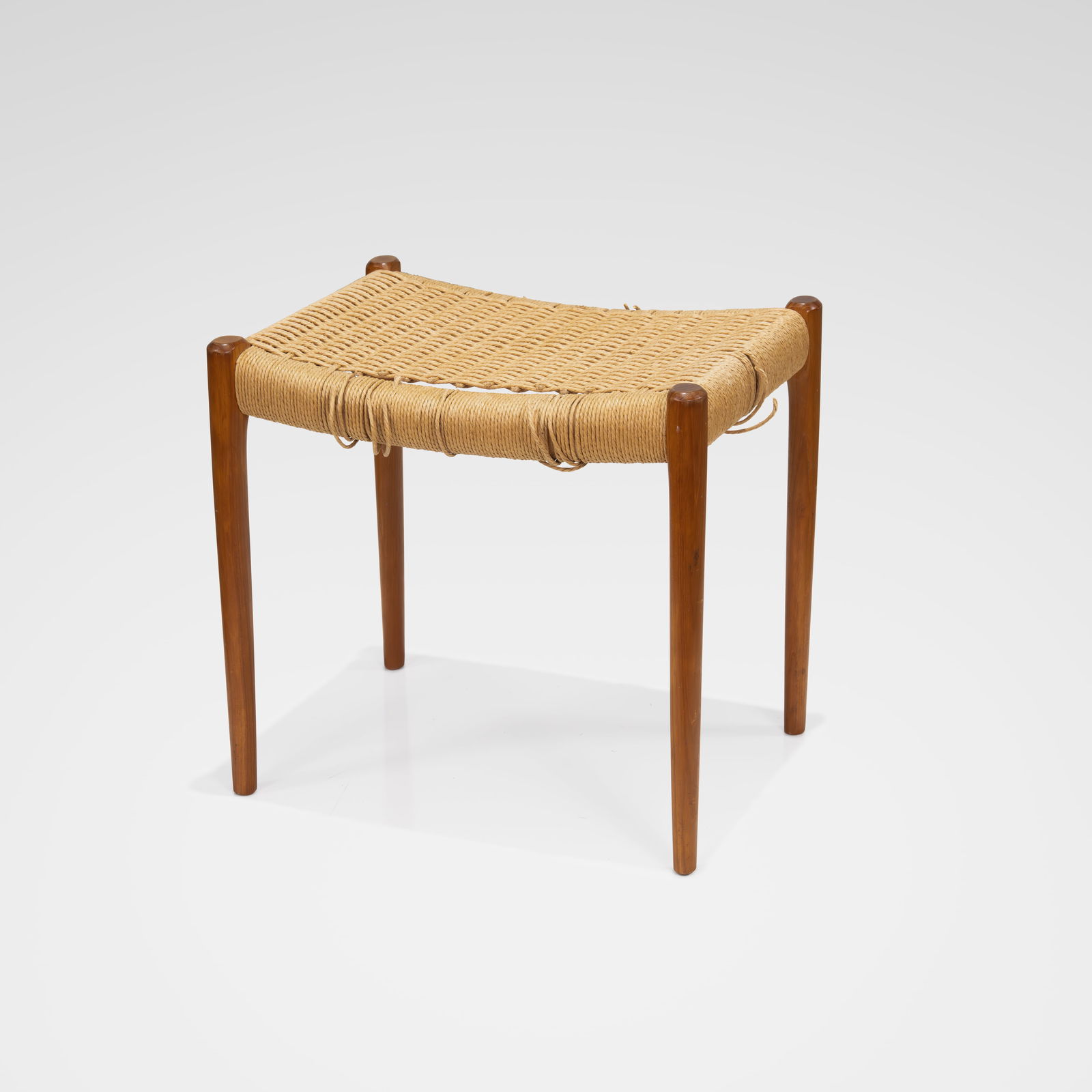 Niels Moller - Stool (1 of 4)