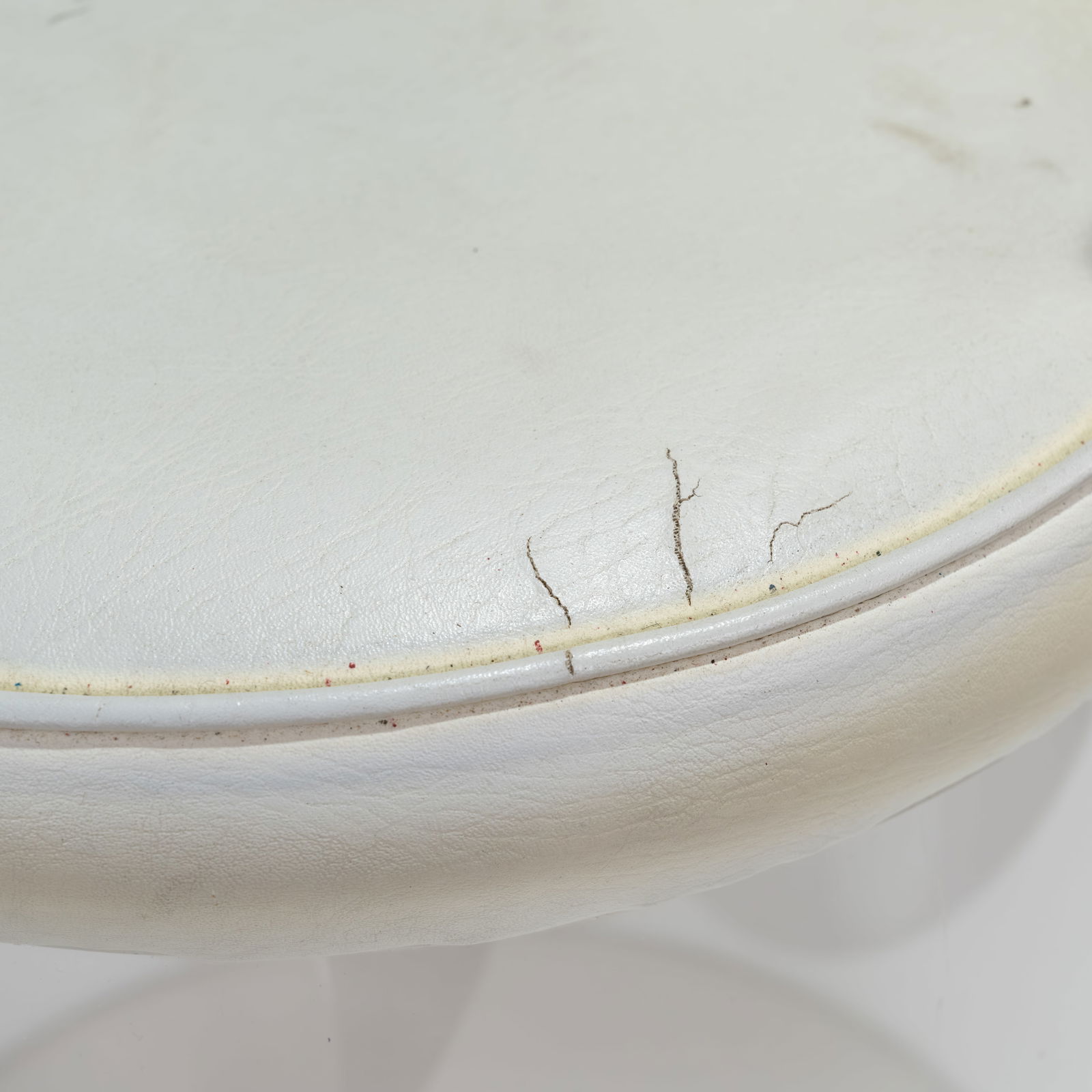 Space Age Dining Set - 4