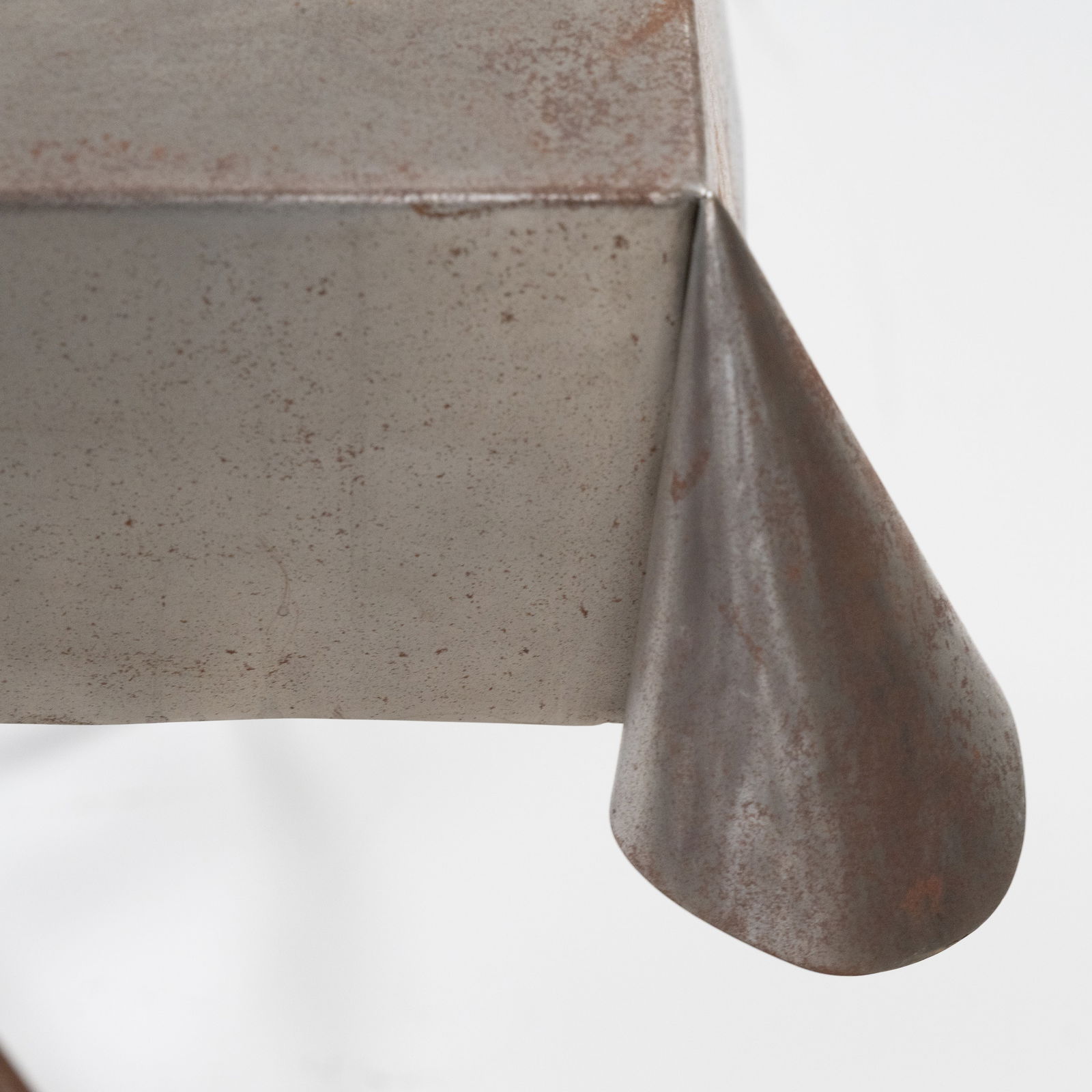 Trompe L'oeil Table - 4