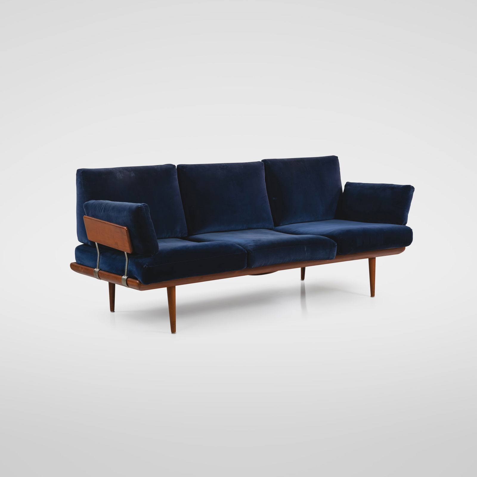 Peter Hvidt & Orla Molgaard-Nielsen - Minerva Sofa: A vintage 'Minerva' daybed by Peter Hvidt and Orla Molgaard-Nielsen. All measurements are in inches. Height x Width x Depth