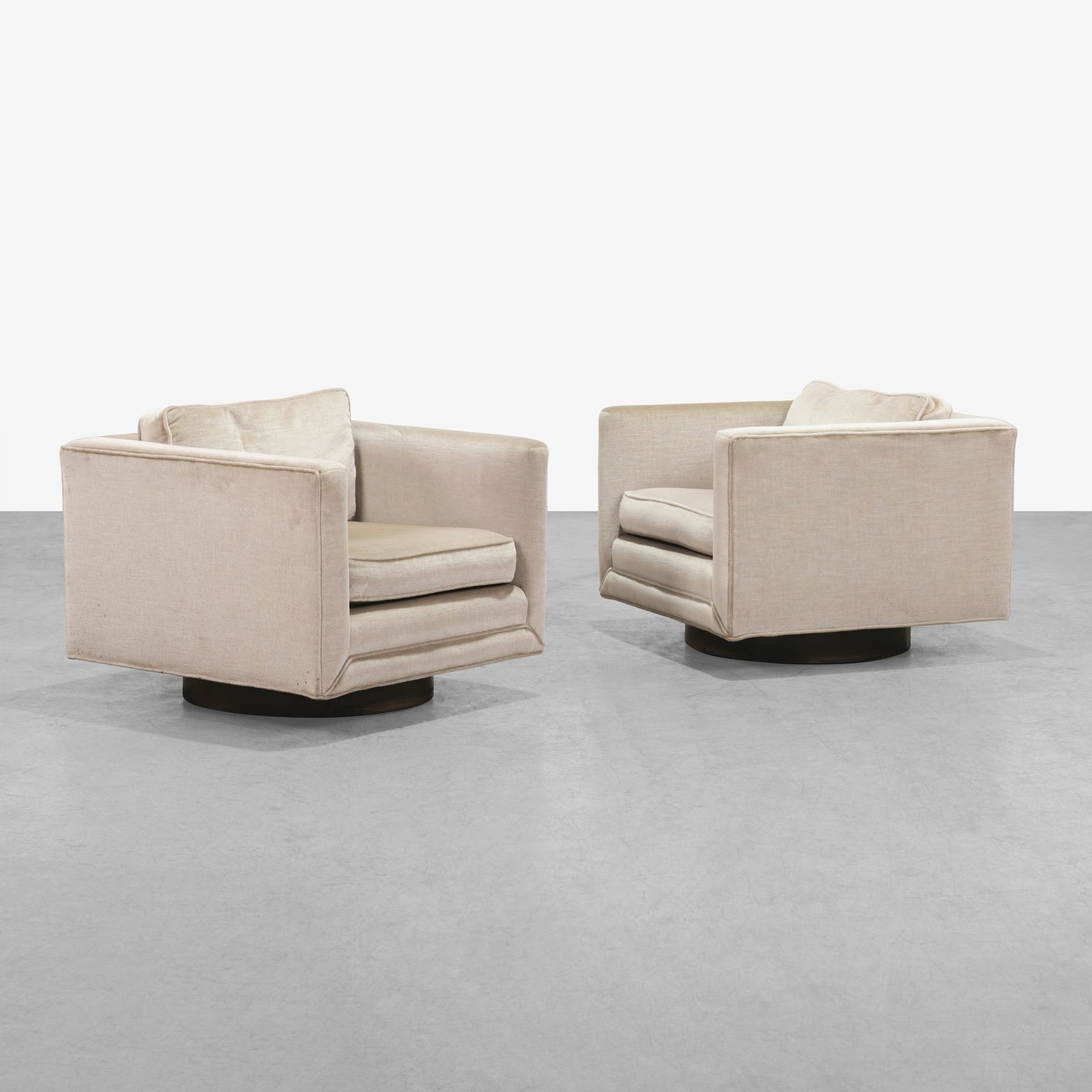 Harvey Probber - Club Chairs: A pair of vintage swiveling club chairs by Harvey Probber. All measurements are in inches. Height x Width x Depth