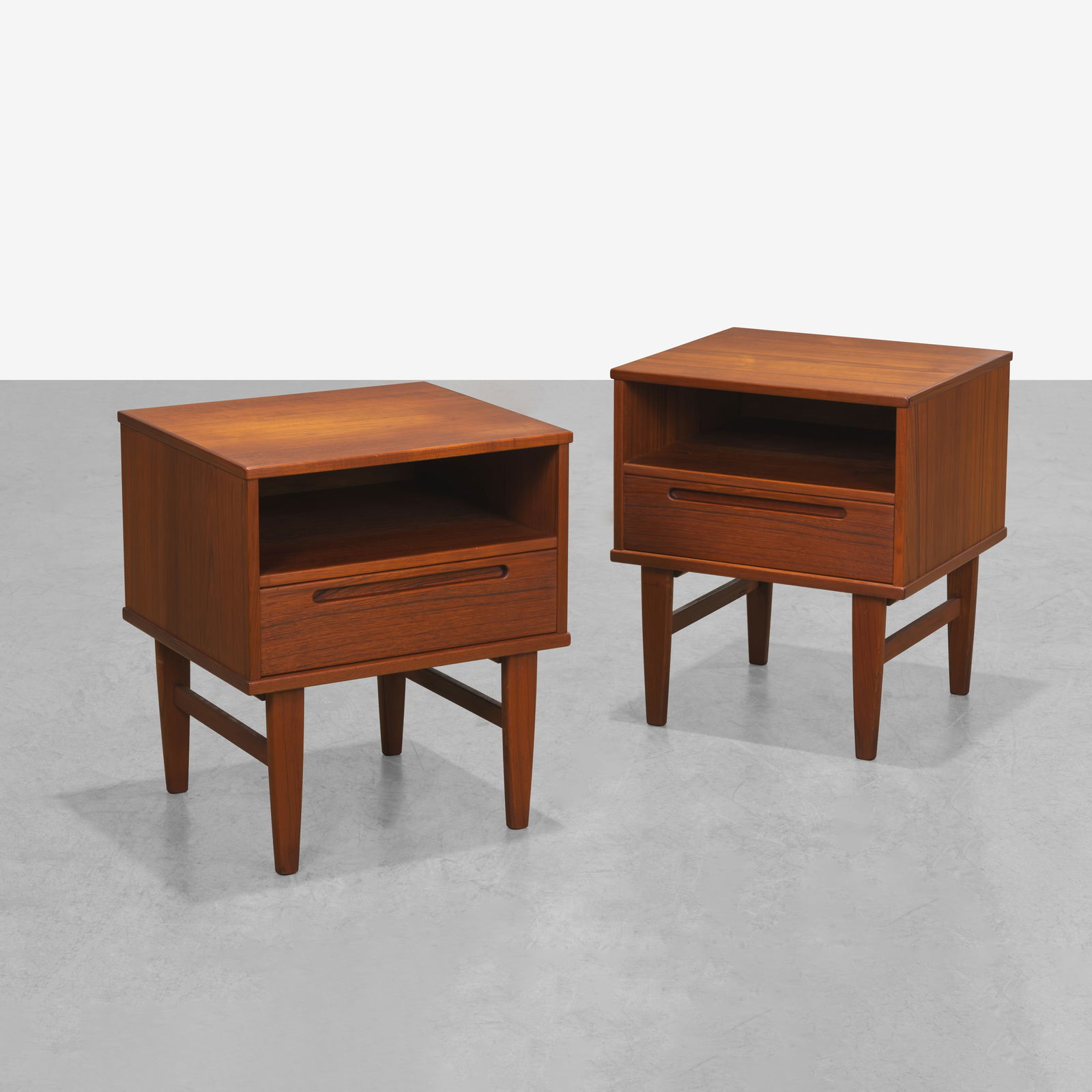 Nil Jonsson - Nightstands (1 of 6)