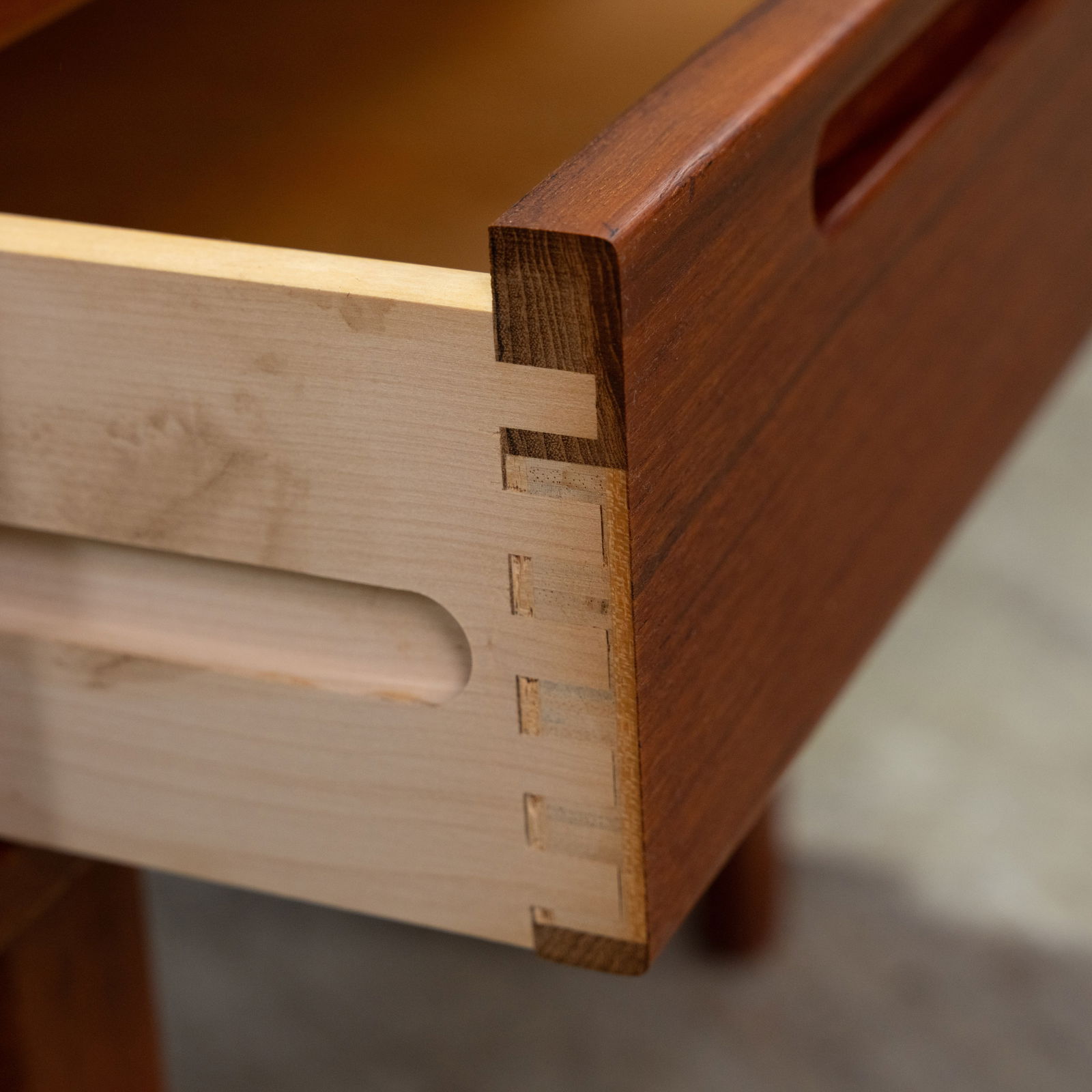 Nil Jonsson - Nightstands - 5