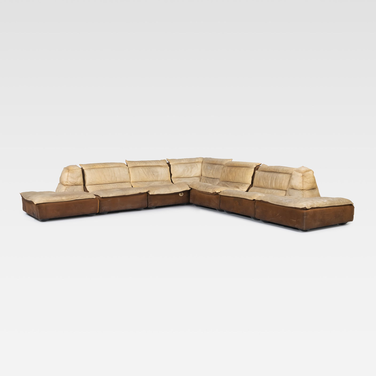 Carlo Bartoli - Modular Sofa: A vintage leather "Bogo' sofa by Carlo Bartoli, Italy. All measurements are in inches. Height x Width x Depth