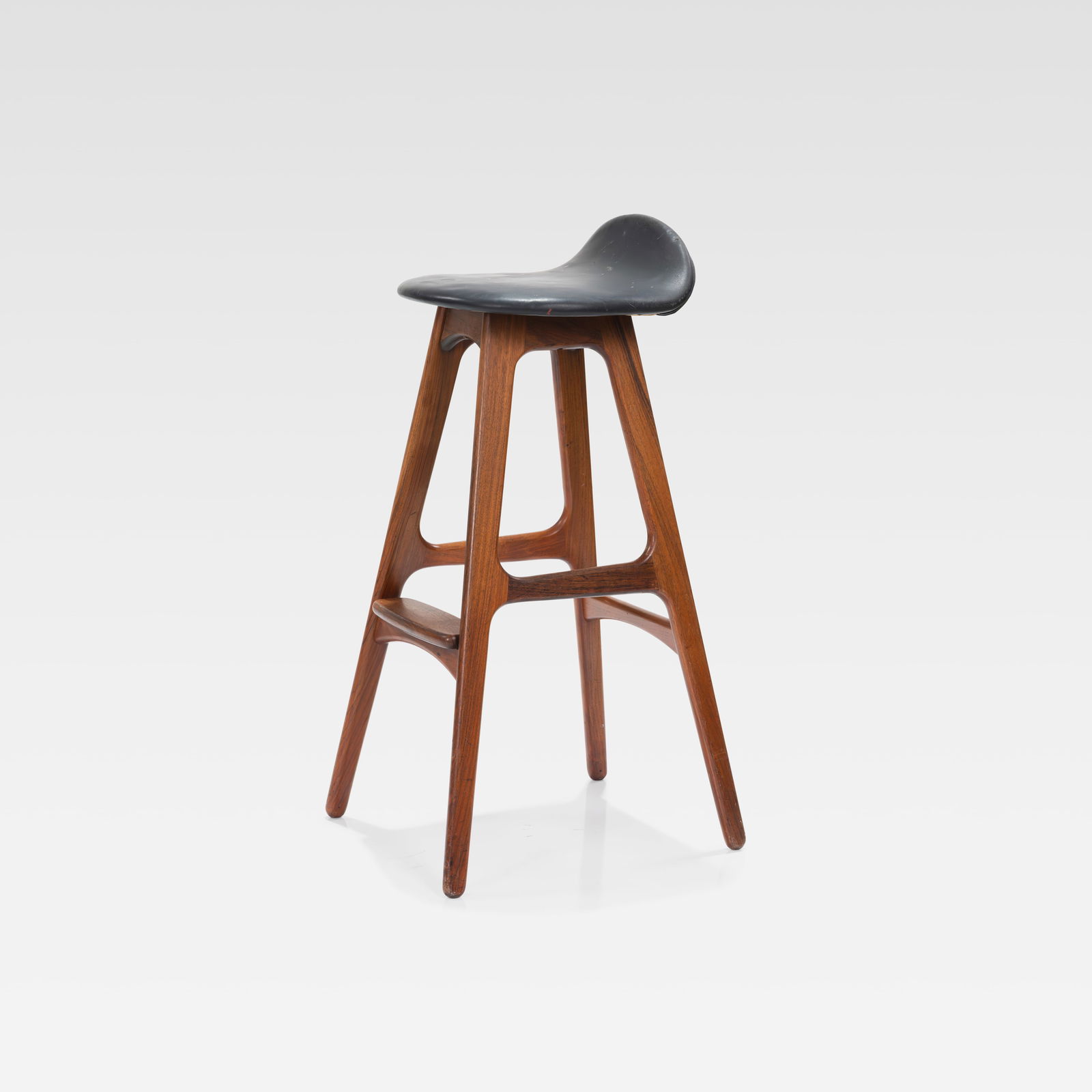 Erik Buch - Stool (1 of 5)